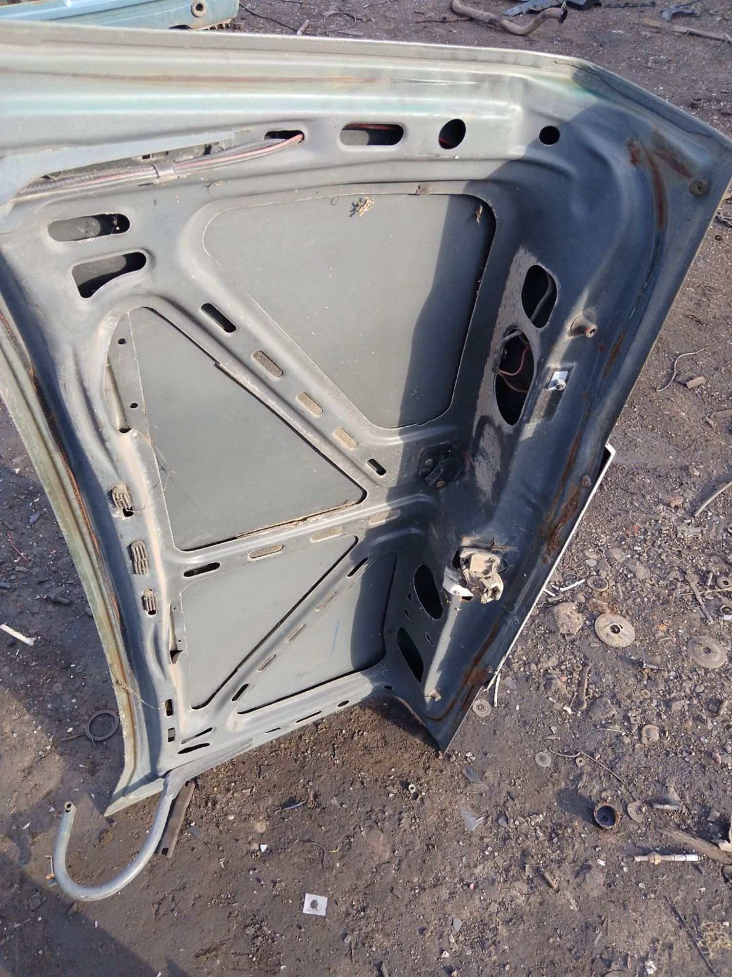 https://ycs.partsauto.market/partsauto-images/thmbs/userImages/7ed63c96fe685f431889ec34ef8f13b8/part/d32cd876-d136-4498-8113-bd2ef4a21abb_1785066920894.jpg
