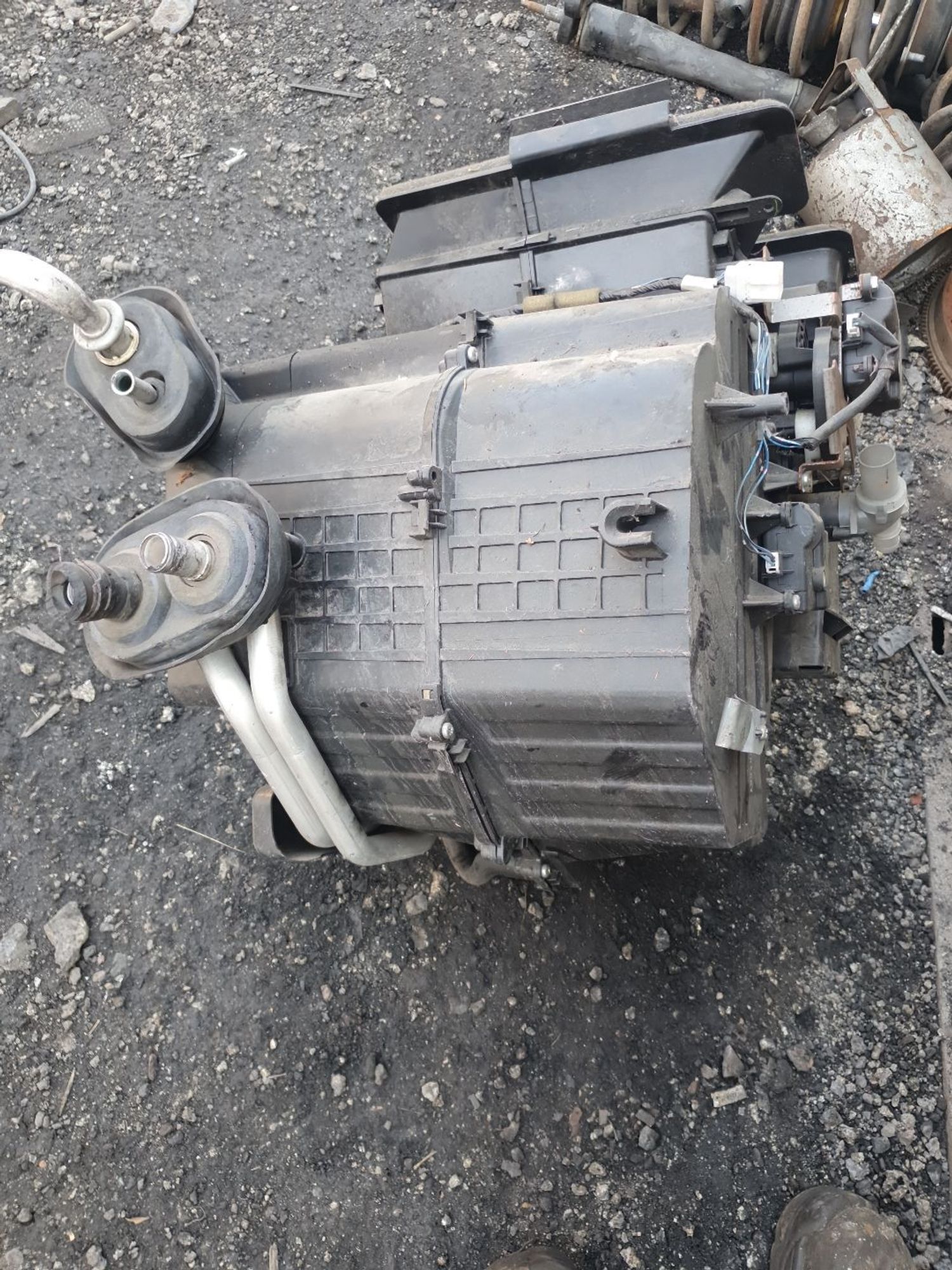 https://ycs.partsauto.market/partsauto-images/thmbs/userImages/7ed63c96fe685f431889ec34ef8f13b8/part/d36bf030-5412-437e-b745-a3e7c5154eab_1785729778125.jpg