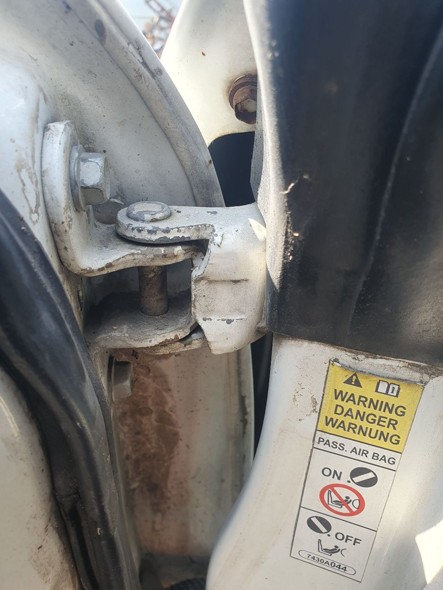 https://ycs.partsauto.market/partsauto-images/thmbs/userImages/7ed63c96fe685f431889ec34ef8f13b8/part/d38a275f-ad38-4788-8283-e3054d8d965e_1782110730563.jpg
