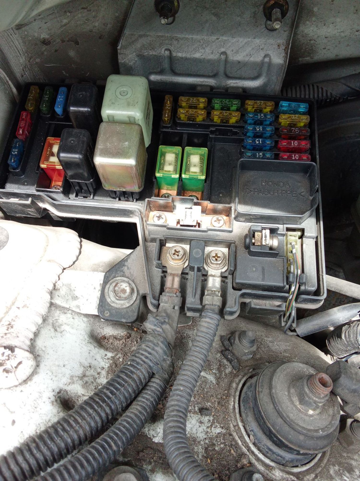 https://ycs.partsauto.market/partsauto-images/thmbs/userImages/7ed63c96fe685f431889ec34ef8f13b8/part/d3dce07c-372d-4f48-91a9-861c040b7ad0_1777961265898.jpg
