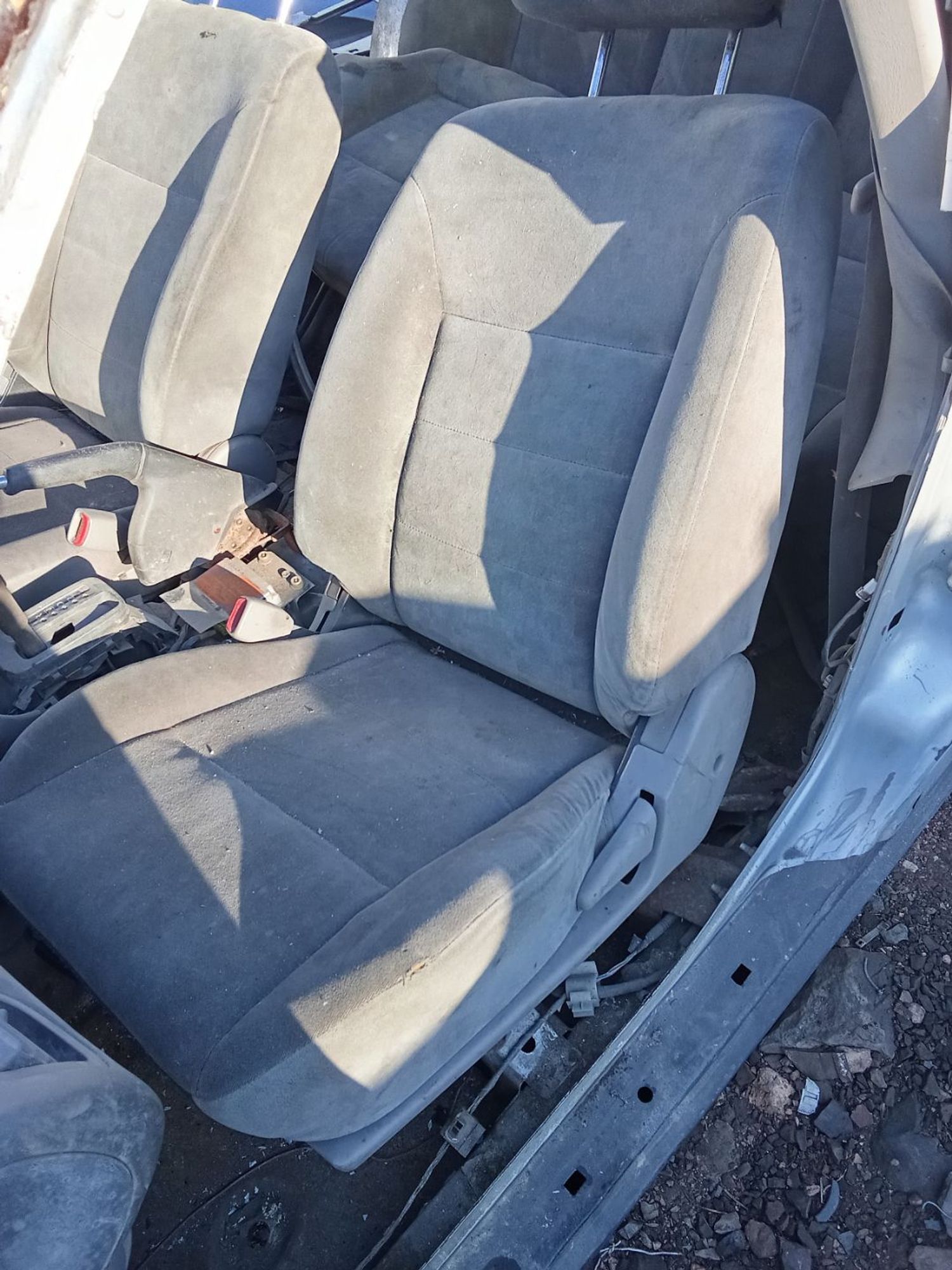 https://ycs.partsauto.market/partsauto-images/thmbs/userImages/7ed63c96fe685f431889ec34ef8f13b8/part/d410ec2b-5507-4383-a619-a0ff13d254c0_1780746796790.jpg