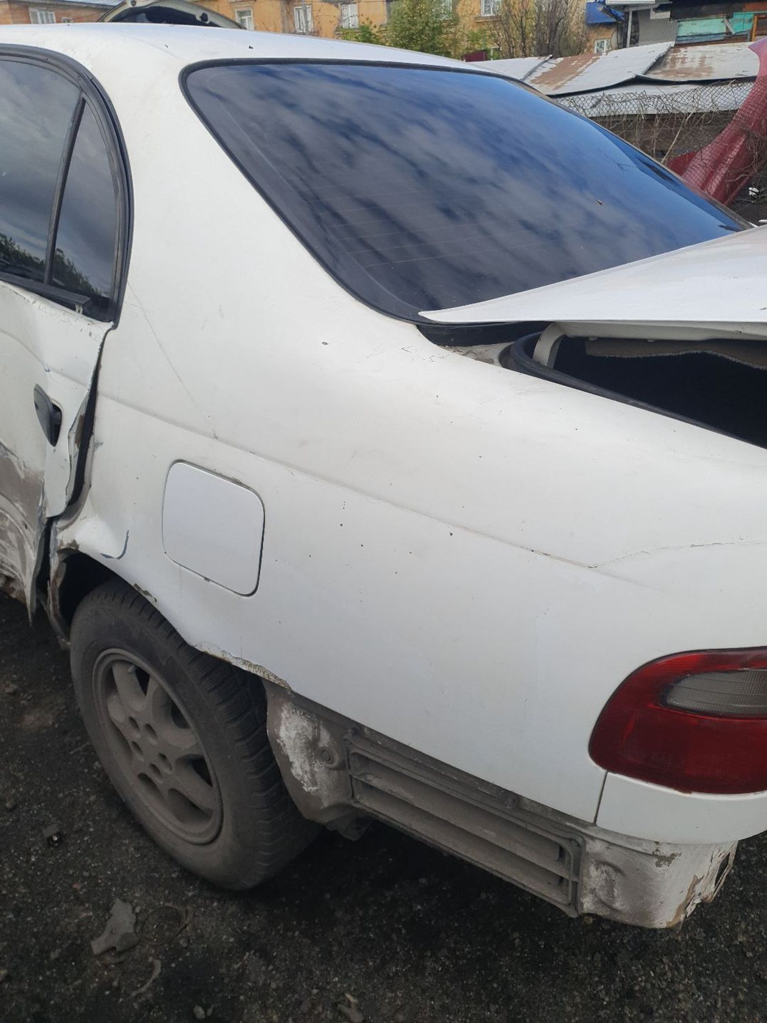 https://ycs.partsauto.market/partsauto-images/thmbs/userImages/7ed63c96fe685f431889ec34ef8f13b8/part/d63da920-b840-440e-8120-fe91c6f7951f_1778816071587.jpg