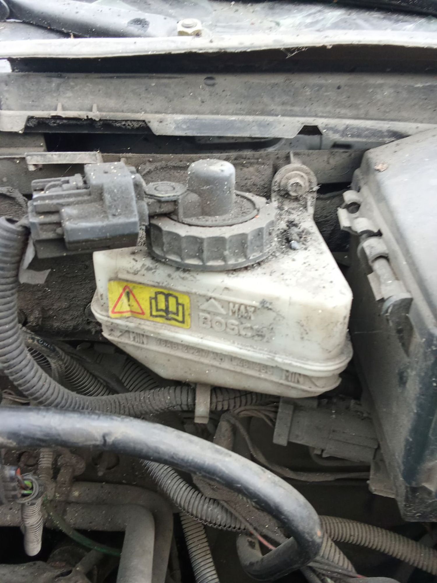 https://ycs.partsauto.market/partsauto-images/thmbs/userImages/7ed63c96fe685f431889ec34ef8f13b8/part/d8aaae3d-d6fd-411d-877b-3d5de614beee_1781497250997.jpg