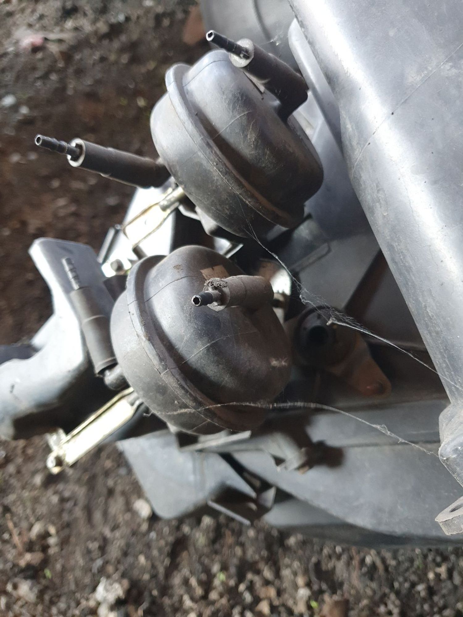 https://ycs.partsauto.market/partsauto-images/thmbs/userImages/7ed63c96fe685f431889ec34ef8f13b8/part/d8bc454a-babc-4be1-a203-98a3285e9a13_1785748640941.jpg