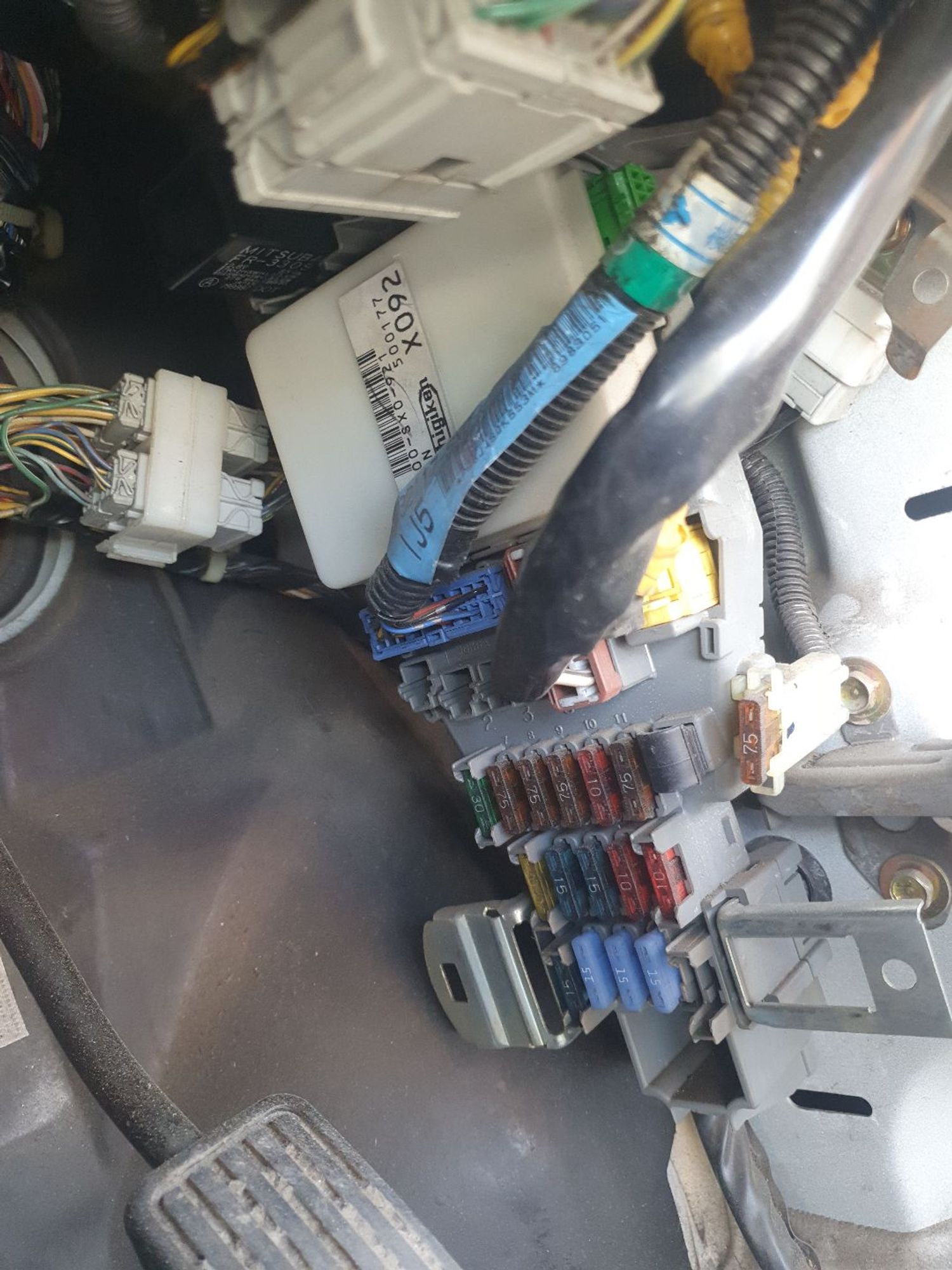 https://ycs.partsauto.market/partsauto-images/thmbs/userImages/7ed63c96fe685f431889ec34ef8f13b8/part/e0e4450b-dd60-4c31-9299-2bb01124fda3_1778314403394.jpg
