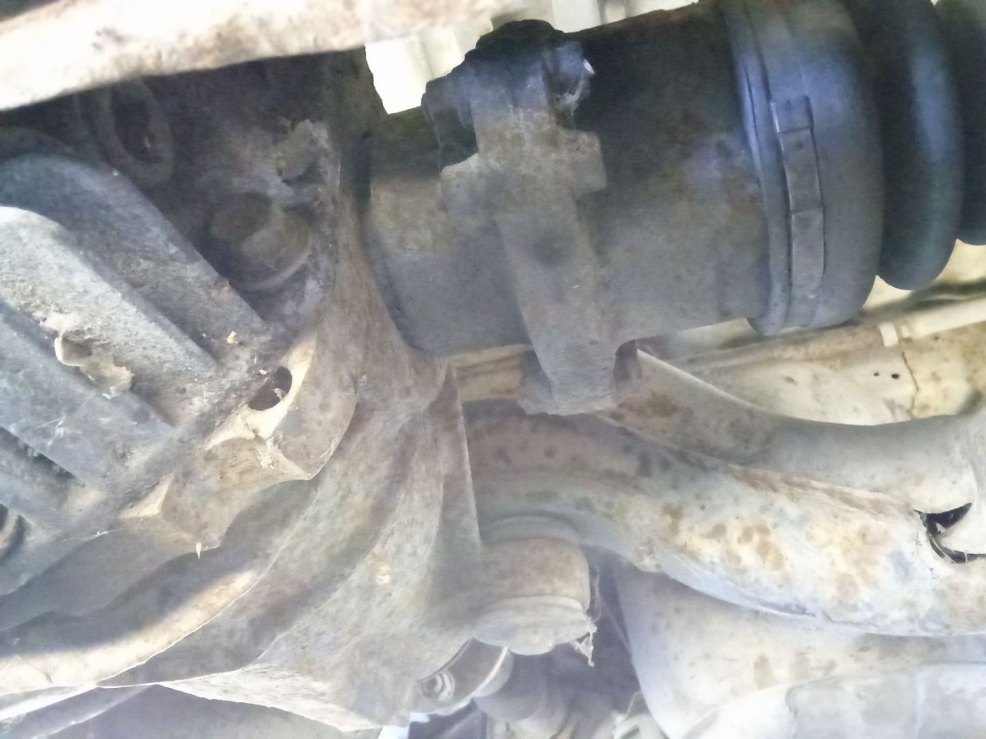 https://ycs.partsauto.market/partsauto-images/thmbs/userImages/7ed63c96fe685f431889ec34ef8f13b8/part/e14fceb4-8510-4b41-b4a1-9d574c0c82a4_1778725086725.jpg