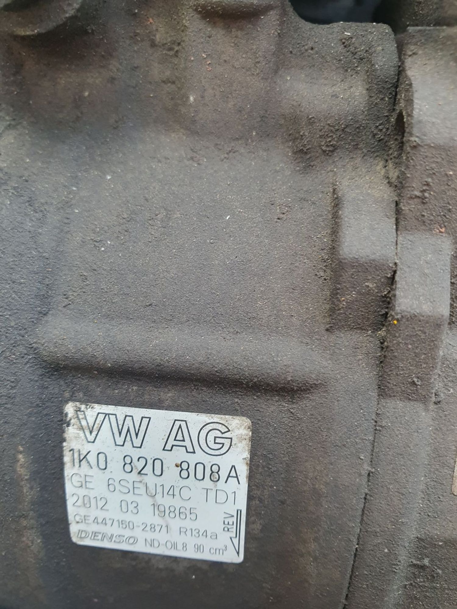 https://ycs.partsauto.market/partsauto-images/thmbs/userImages/7ed63c96fe685f431889ec34ef8f13b8/part/e48479d0-931a-44da-8aa8-58d1d0b4c83d_1779176758185.jpg
