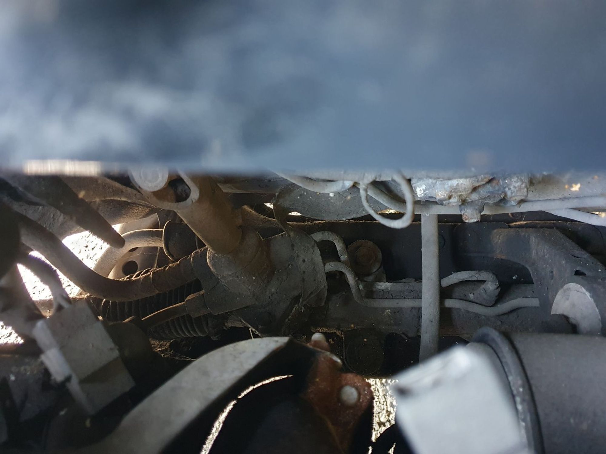 https://ycs.partsauto.market/partsauto-images/thmbs/userImages/7ed63c96fe685f431889ec34ef8f13b8/part/e7057367-3950-4600-99c0-632466e5818b_1786687330283.jpg
