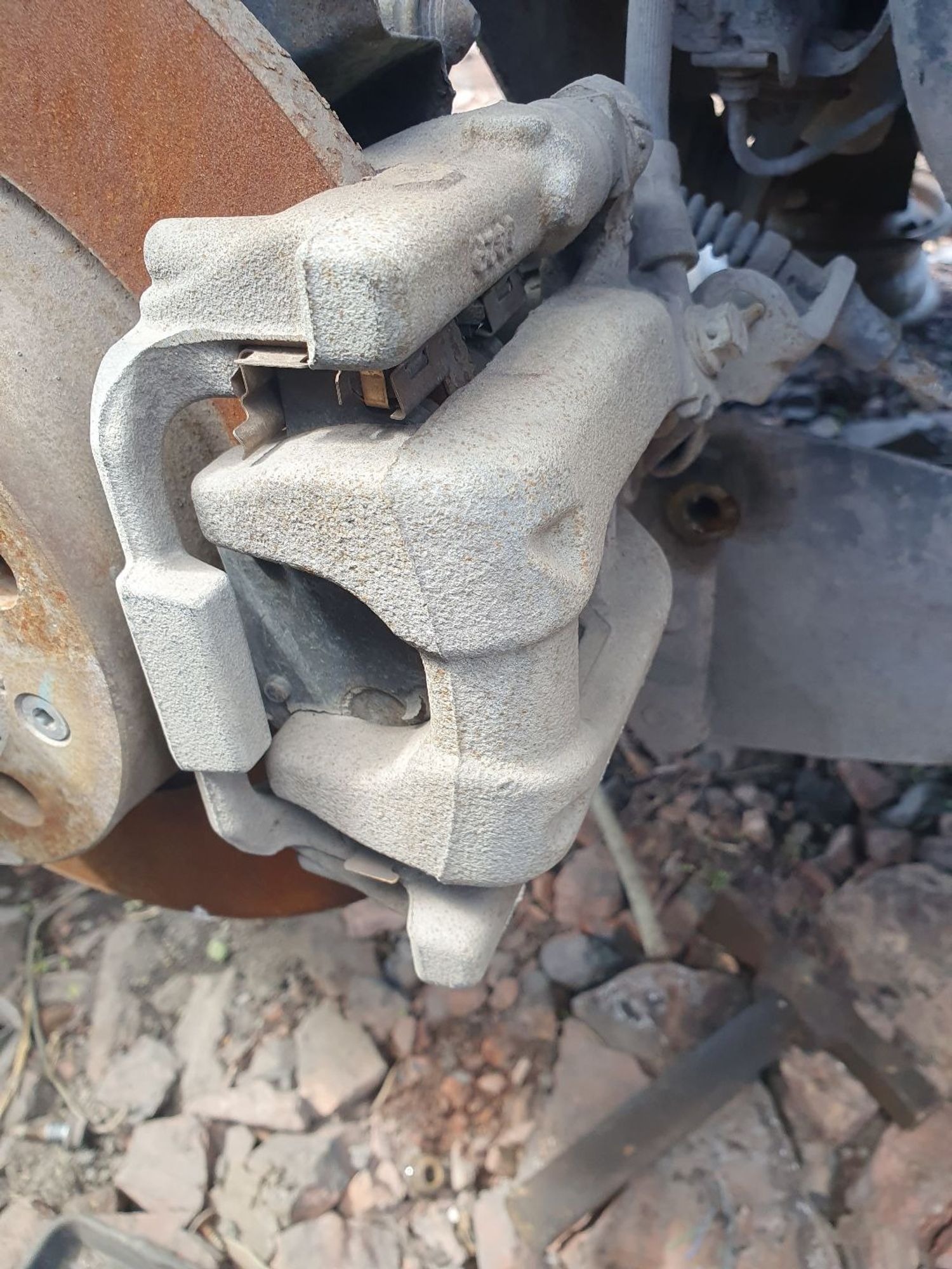 https://ycs.partsauto.market/partsauto-images/thmbs/userImages/7ed63c96fe685f431889ec34ef8f13b8/part/e72f4ae3-c811-4c05-a7d0-7cef8aed36cd_1779178140059.jpg