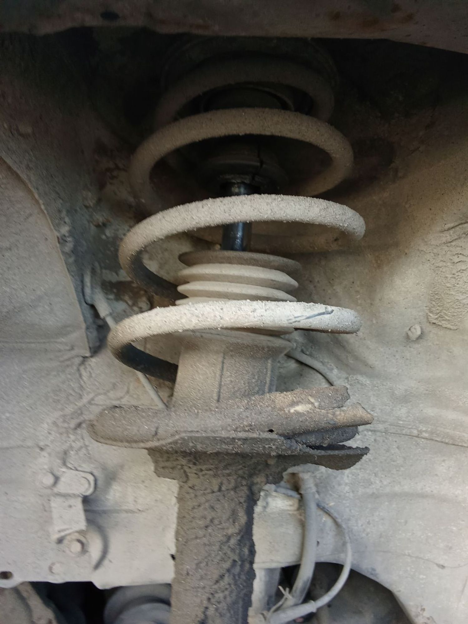 https://ycs.partsauto.market/partsauto-images/thmbs/userImages/7ed63c96fe685f431889ec34ef8f13b8/part/e7767736-f3f5-423d-94c0-abc0c1670673_1780402204215.jpg