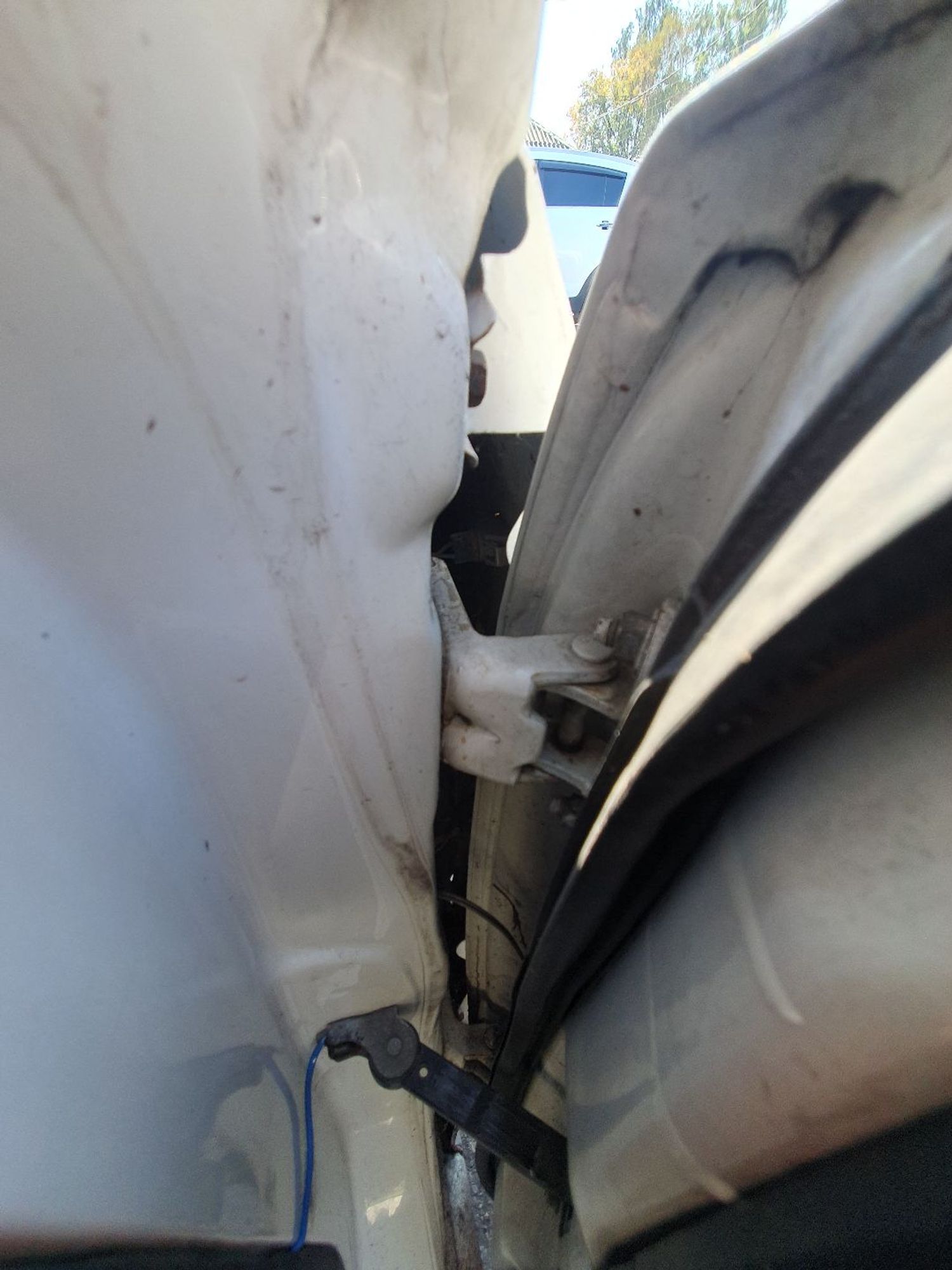 https://ycs.partsauto.market/partsauto-images/thmbs/userImages/7ed63c96fe685f431889ec34ef8f13b8/part/e9113726-21b0-4b86-ab2f-b02cd081af48_1789205536401.jpg