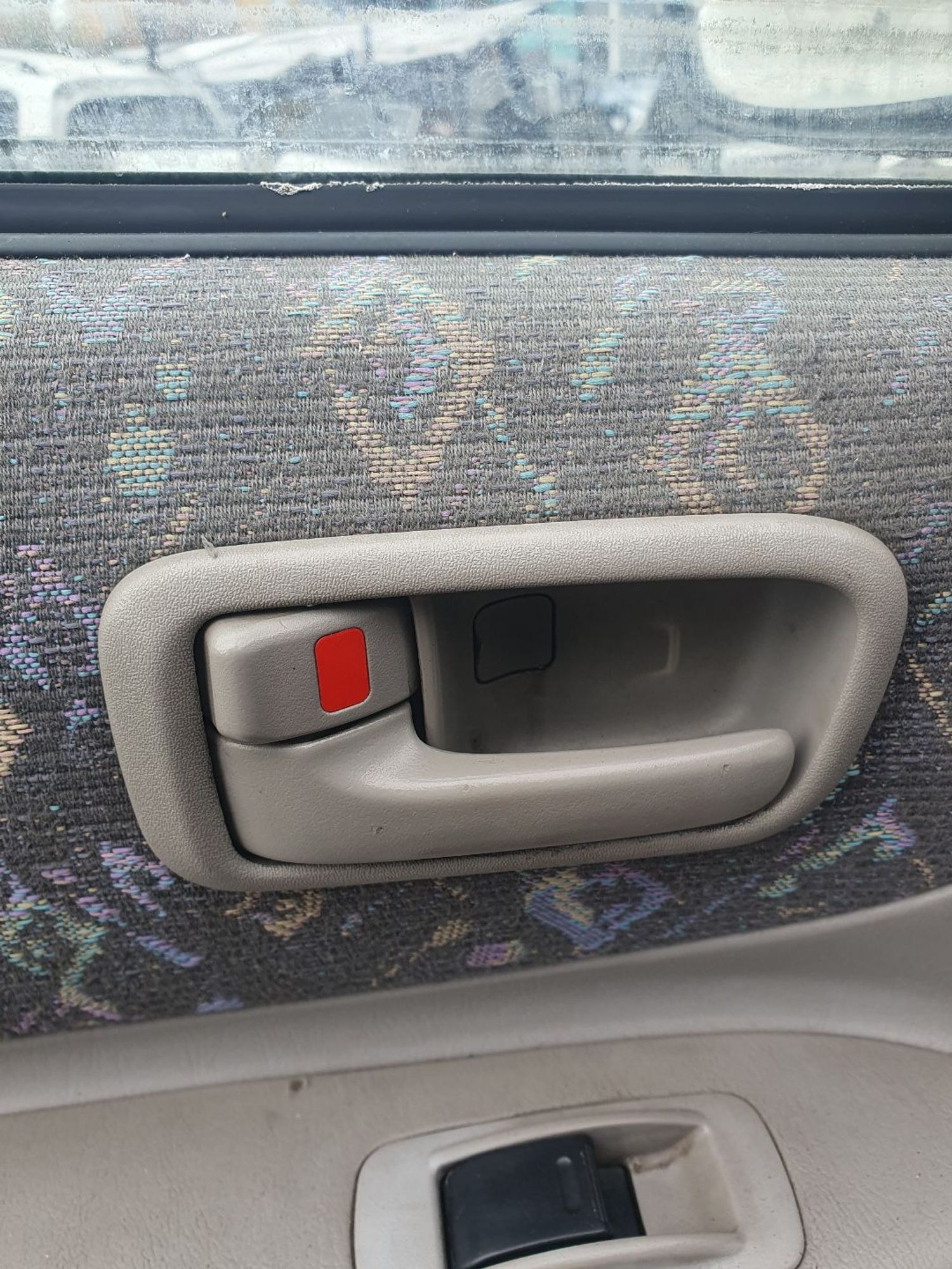 https://ycs.partsauto.market/partsauto-images/thmbs/userImages/7ed63c96fe685f431889ec34ef8f13b8/part/e9802a21-01f4-4ac1-be9b-862d02246722_1779341894732.jpg