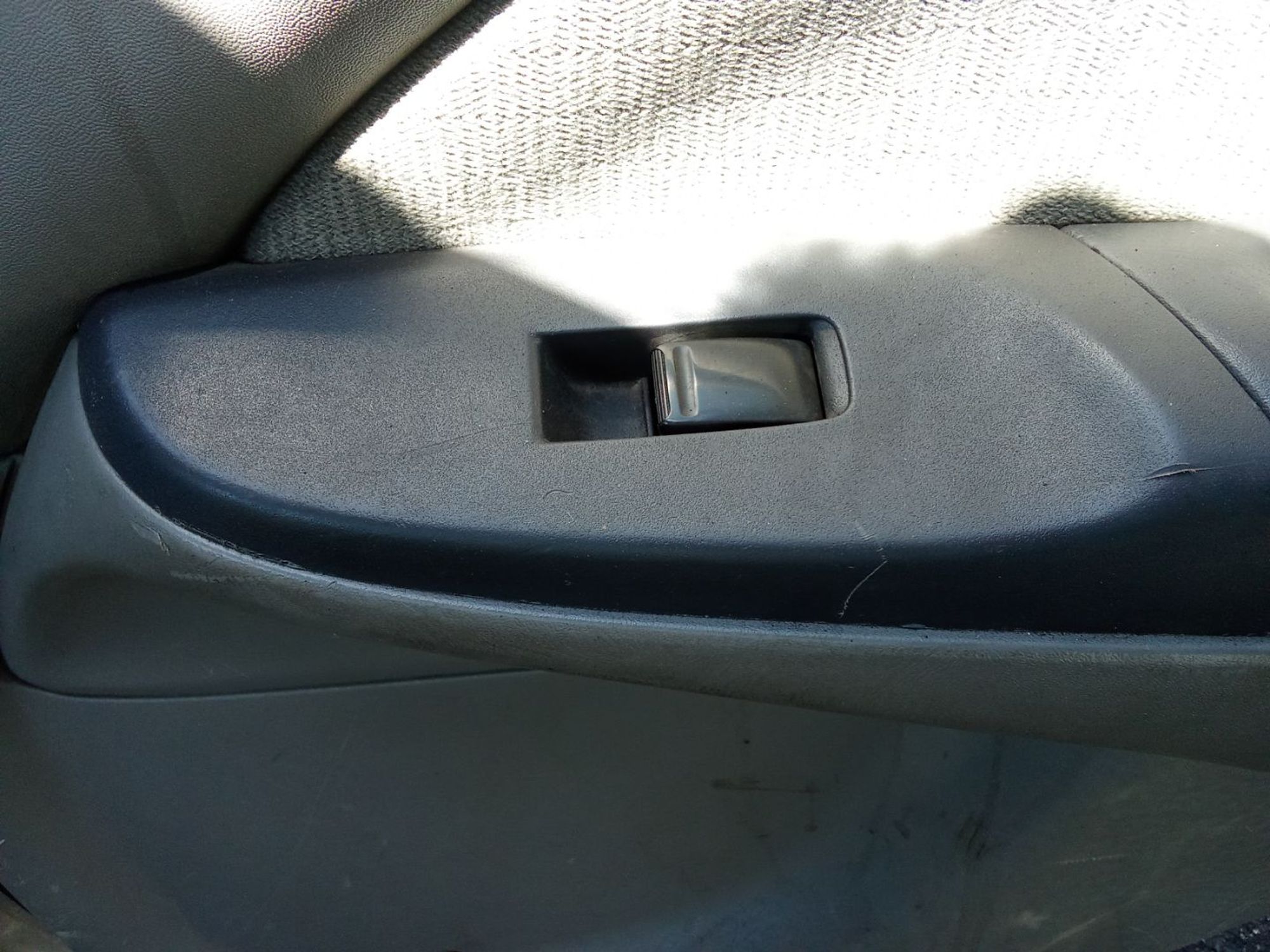 https://ycs.partsauto.market/partsauto-images/thmbs/userImages/7ed63c96fe685f431889ec34ef8f13b8/part/ee40543e-0145-46e3-8aa5-bb49400041f5_1780382390461.jpg