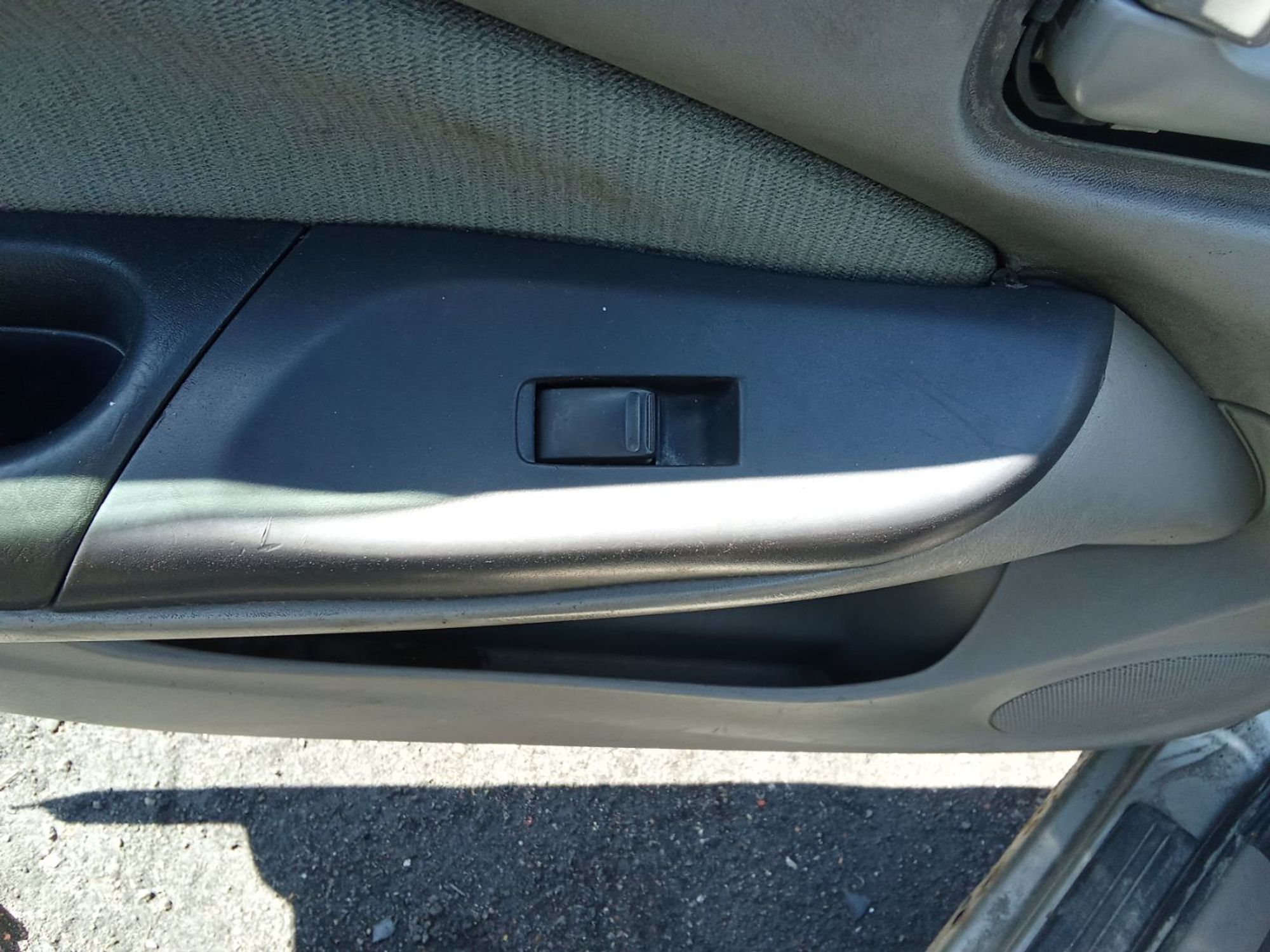 https://ycs.partsauto.market/partsauto-images/thmbs/userImages/7ed63c96fe685f431889ec34ef8f13b8/part/ef40cbd7-faf2-4528-9fe8-b08037cbbf2a_1780382674656.jpg