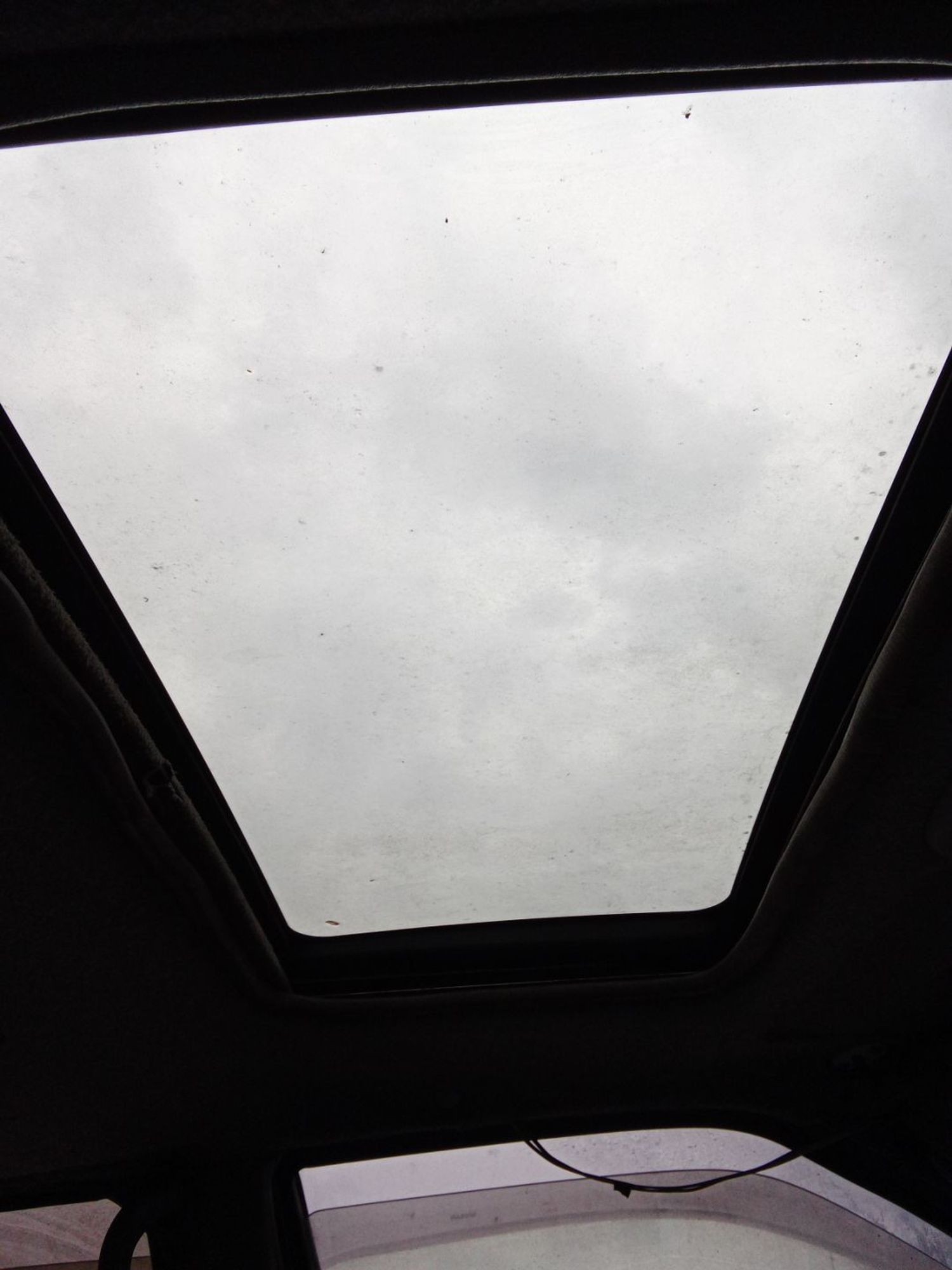 https://ycs.partsauto.market/partsauto-images/thmbs/userImages/7ed63c96fe685f431889ec34ef8f13b8/part/f2d49b87-a808-486d-b668-0af70753ba9a_1778393126449.jpg