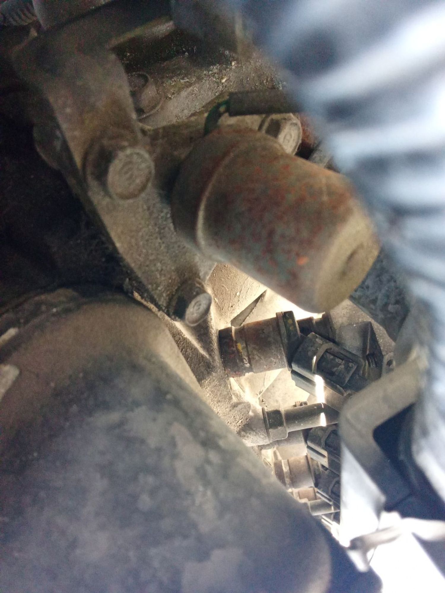 https://ycs.partsauto.market/partsauto-images/thmbs/userImages/7ed63c96fe685f431889ec34ef8f13b8/part/f321263a-d7e5-440c-9542-bbd4a6d10096_1777956483785.jpg