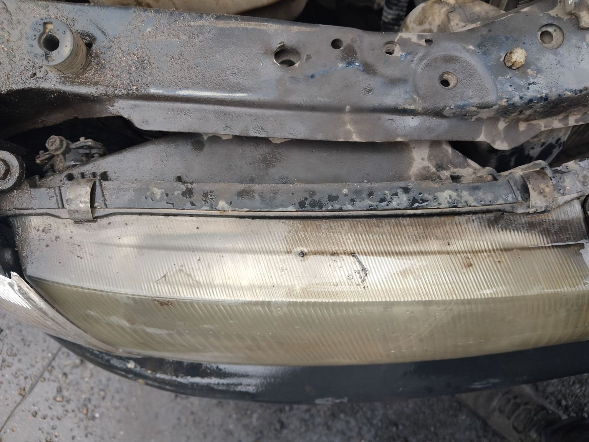 https://ycs.partsauto.market/partsauto-images/thmbs/userImages/7ed63c96fe685f431889ec34ef8f13b8/part/f3b0be18-5a1d-4056-bdef-0b229b9c08ad_1785228441021.jpg