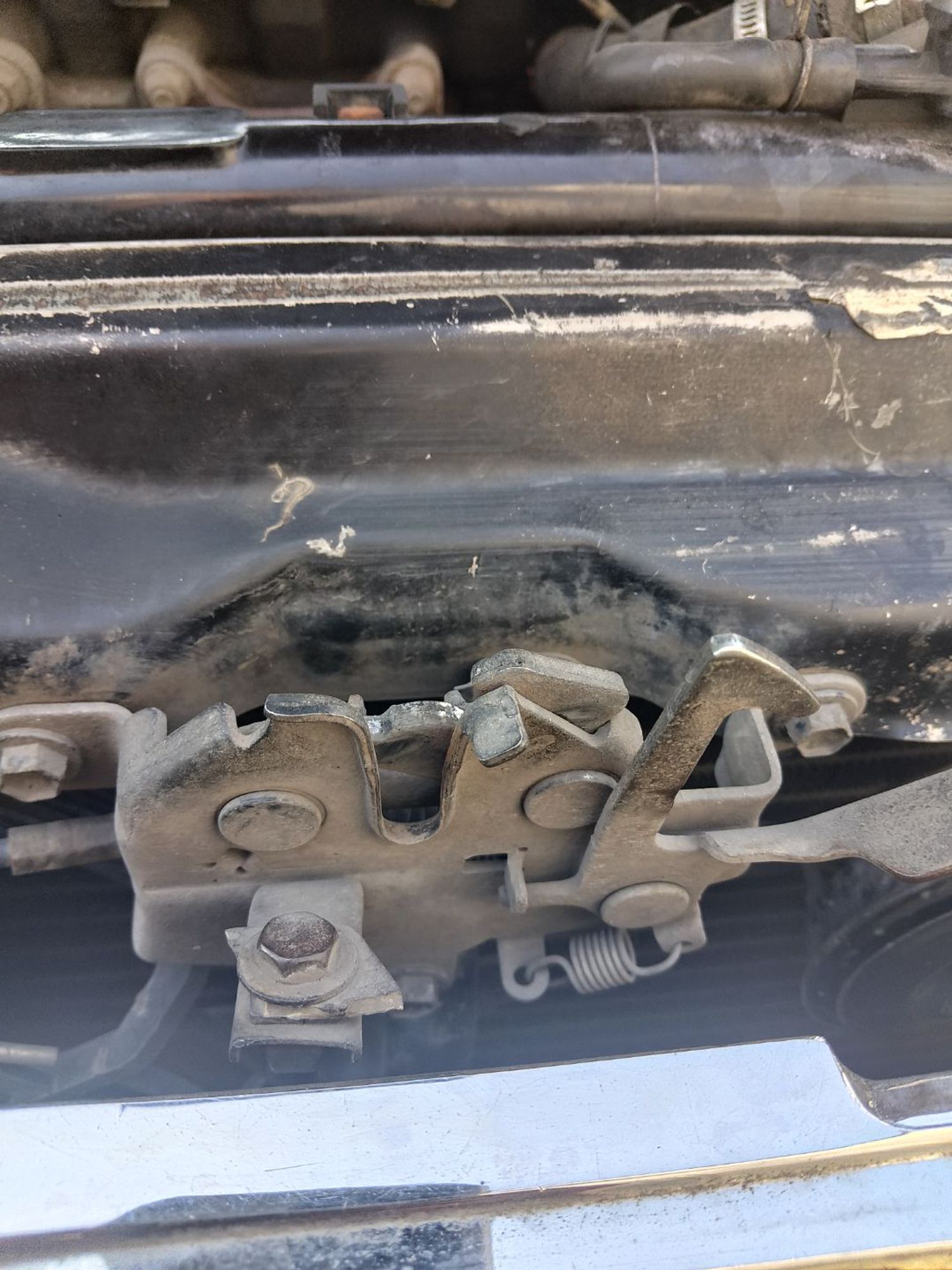 https://ycs.partsauto.market/partsauto-images/thmbs/userImages/7ed63c96fe685f431889ec34ef8f13b8/part/f3d61a59-e43a-4672-84fe-41ad40f5f65f_1784180274402.jpg