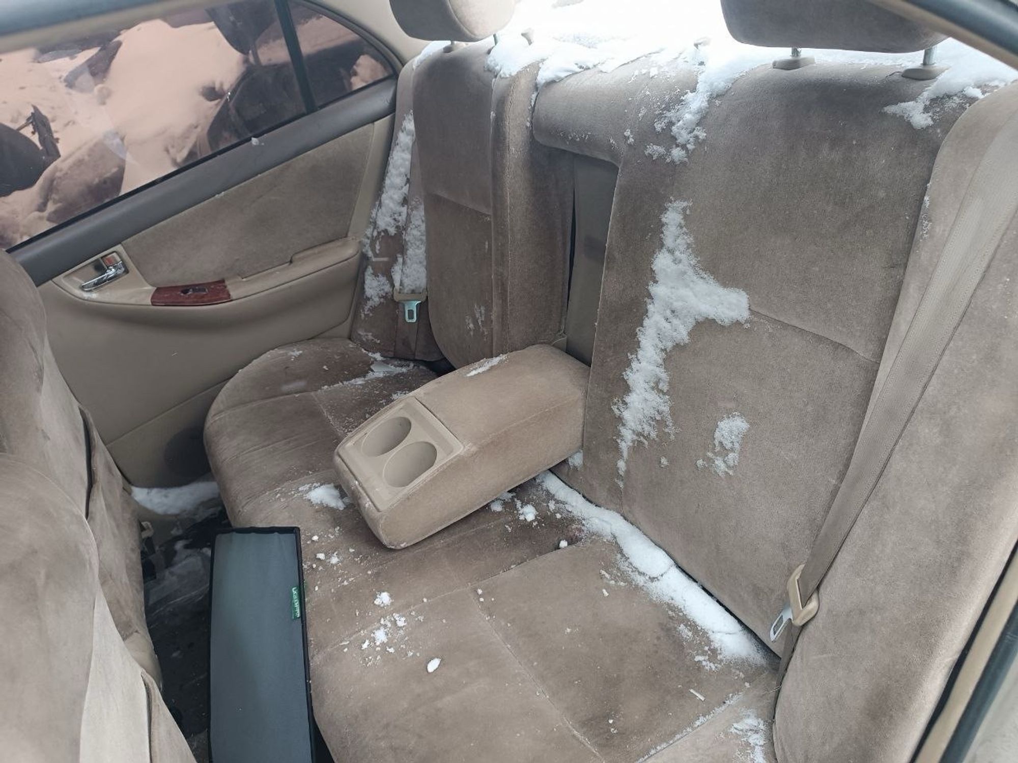 https://ycs.partsauto.market/partsauto-images/thmbs/userImages/7ed63c96fe685f431889ec34ef8f13b8/part/f4a3f383-cfaa-49c6-b376-9ad914afb2ff_1774115076538.jpg