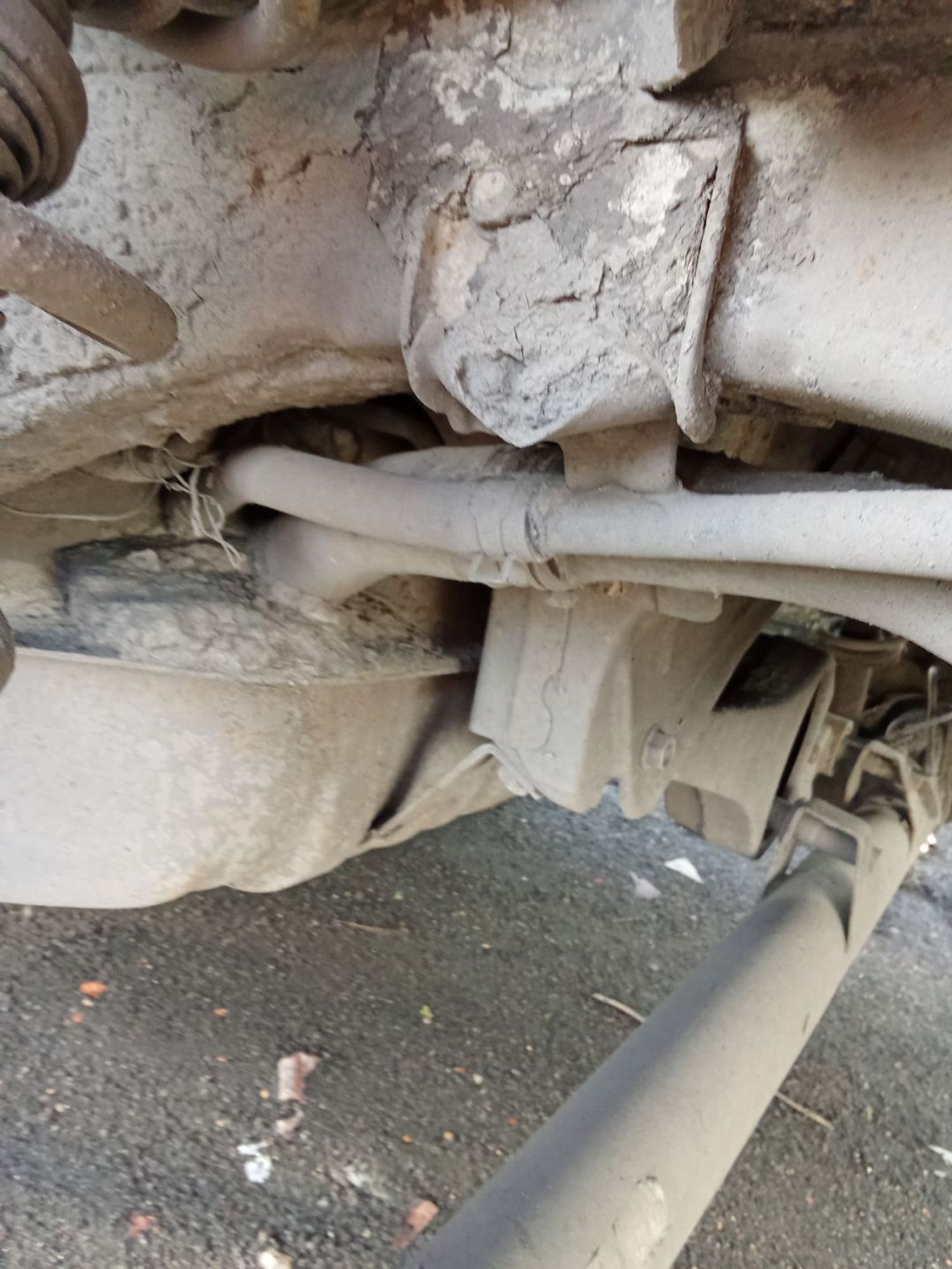 https://ycs.partsauto.market/partsauto-images/thmbs/userImages/7ed63c96fe685f431889ec34ef8f13b8/part/f93f9f76-77a7-4bb6-850b-0d6a1bdcb962_1780403215657.jpg