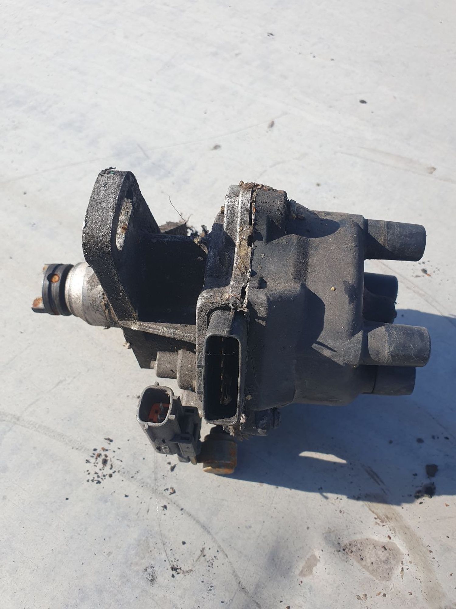 https://ycs.partsauto.market/partsauto-images/thmbs/userImages/7ed63c96fe685f431889ec34ef8f13b8/part/fa6e2e35-62bb-4413-9ea7-7716779f8904_1778300373037.jpg