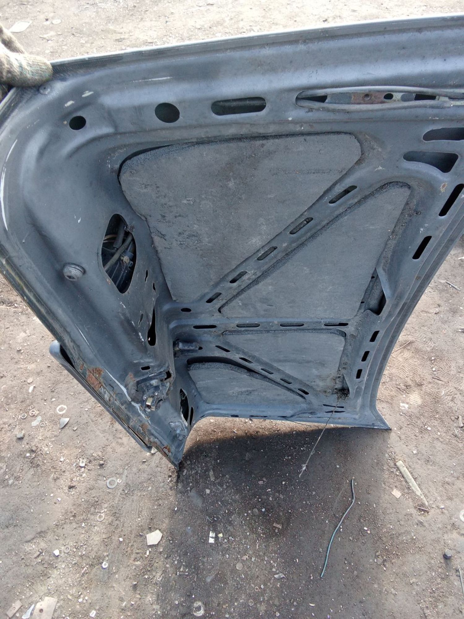 https://ycs.partsauto.market/partsauto-images/thmbs/userImages/7ed63c96fe685f431889ec34ef8f13b8/part/fa949bb3-1303-4759-ac12-f430762bd676_1786273092035.jpg
