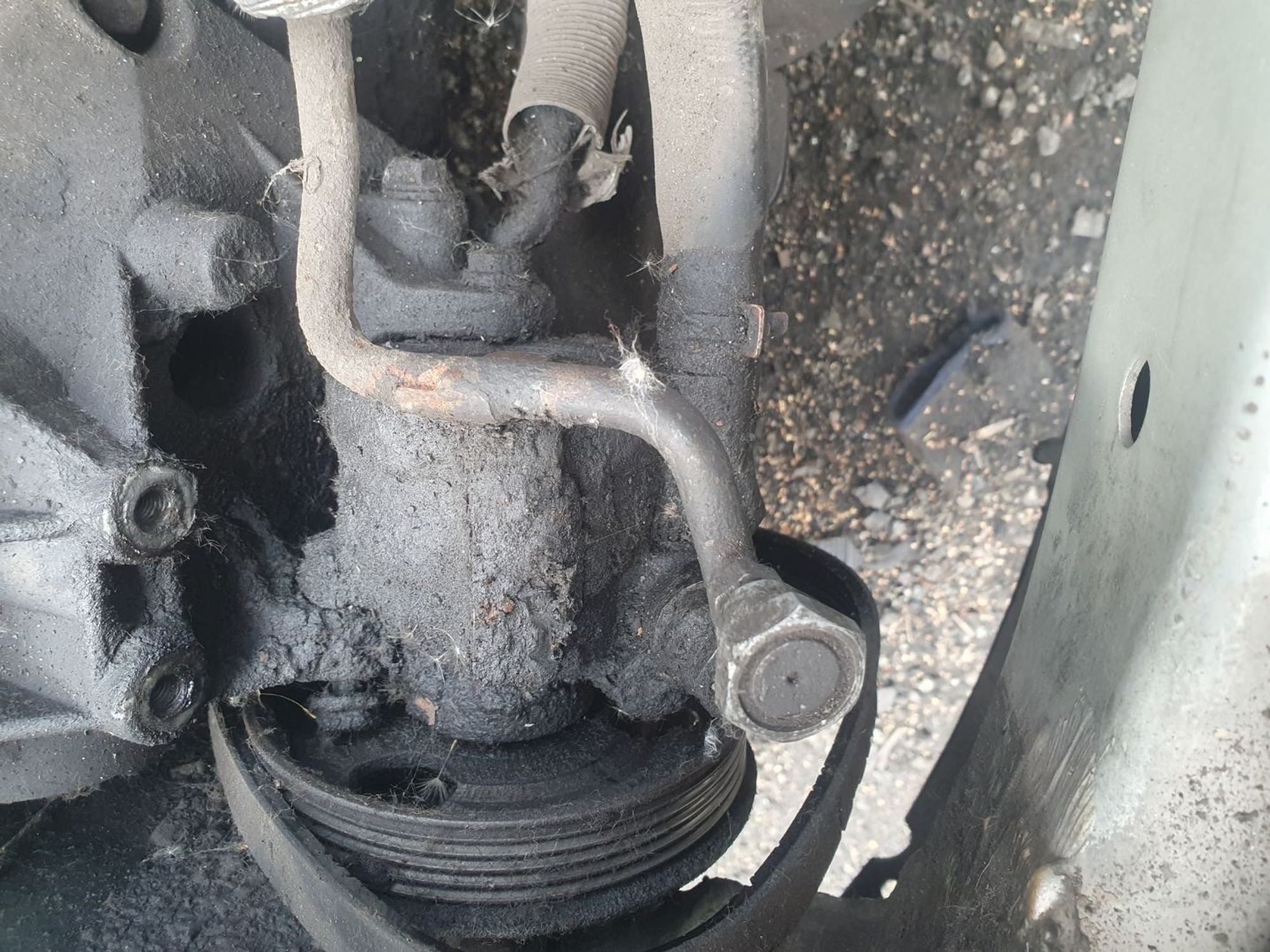 https://ycs.partsauto.market/partsauto-images/thmbs/userImages/7ed63c96fe685f431889ec34ef8f13b8/part/fde3a895-f553-4de3-bad4-3d648b249c23_1786340254967.jpg