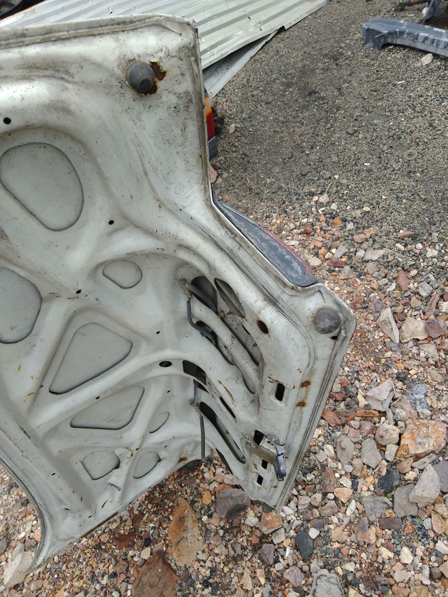 https://ycs.partsauto.market/partsauto-images/thmbs/userImages/7ed63c96fe685f431889ec34ef8f13b8/part/fec2ca18-b35a-4564-a967-af8385789bab_1785047650079.jpg