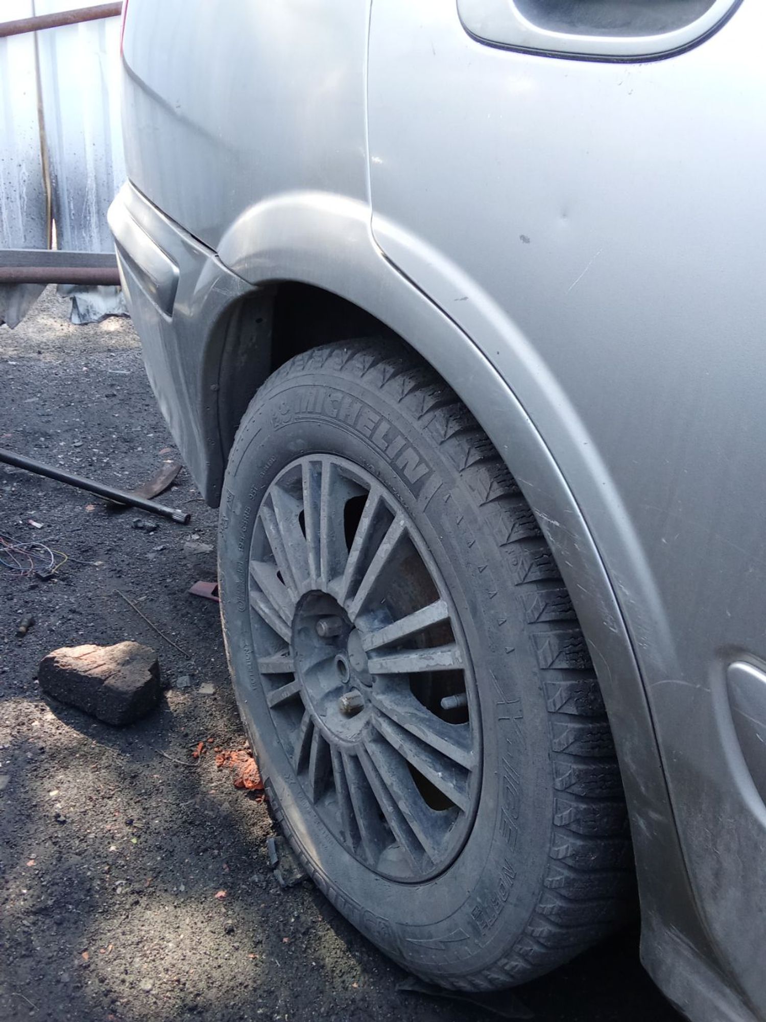 https://ycs.partsauto.market/partsauto-images/thmbs/userImages/7ed63c96fe685f431889ec34ef8f13b8/part/ff437577-6f7f-47c6-af90-6f7a3ed6bc32_1780371116533.jpg