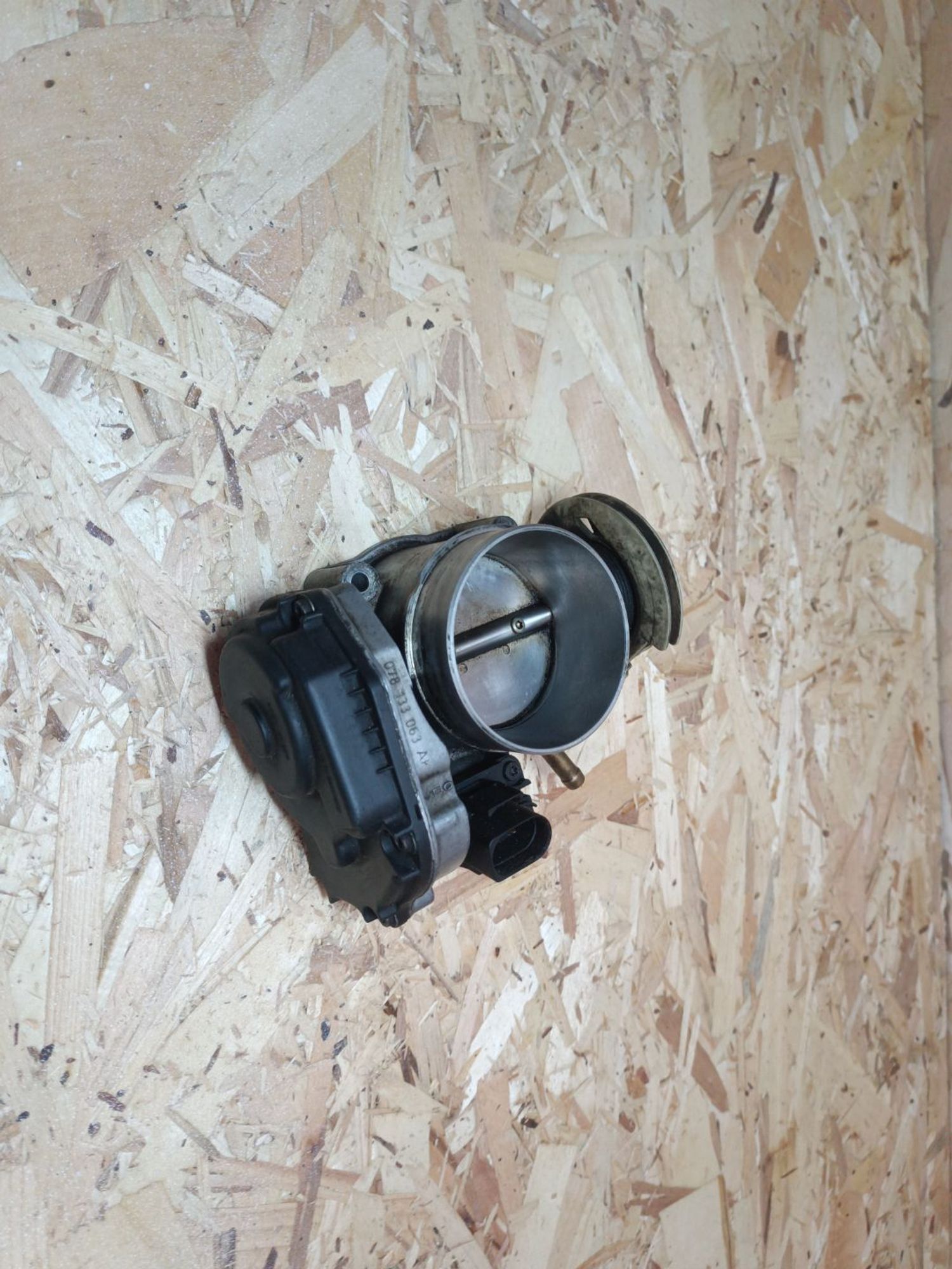 https://ycs.partsauto.market/partsauto-images/thmbs/userImages/8029f6437d5d02dac36f934fd72097e9/part/0950a68d-7db4-4785-971b-0512982bd714_1788963151654.jpg
