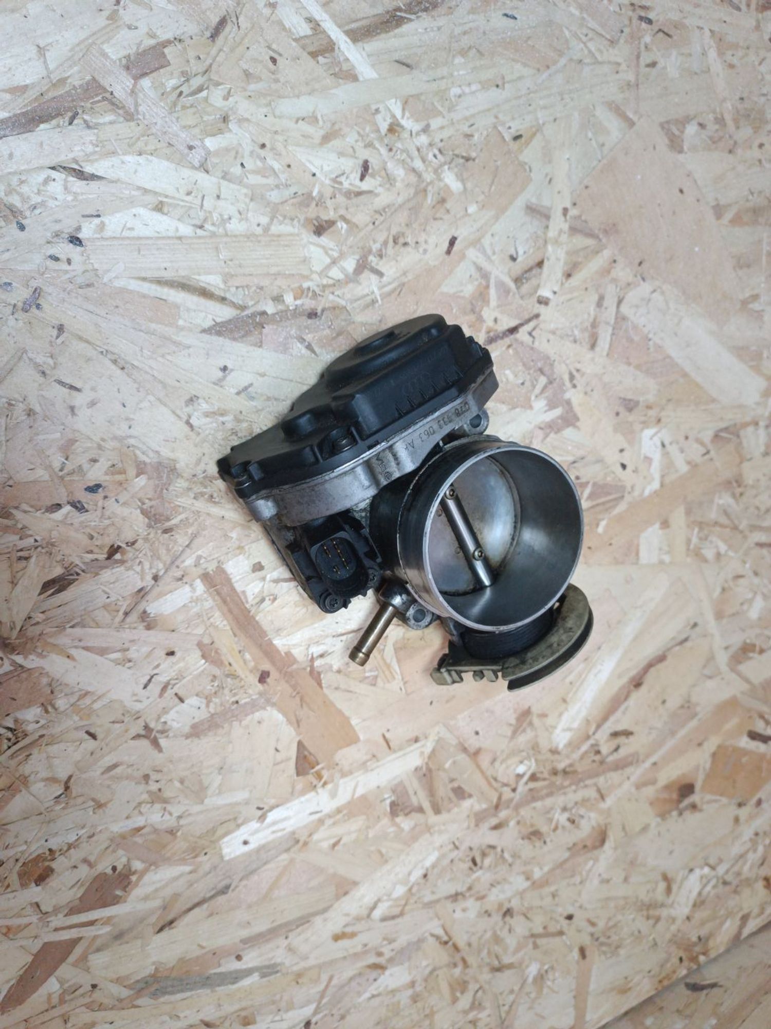 https://ycs.partsauto.market/partsauto-images/thmbs/userImages/8029f6437d5d02dac36f934fd72097e9/part/284084f6-c1d7-4cea-9ea3-032745c42a68_1788963157945.jpg
