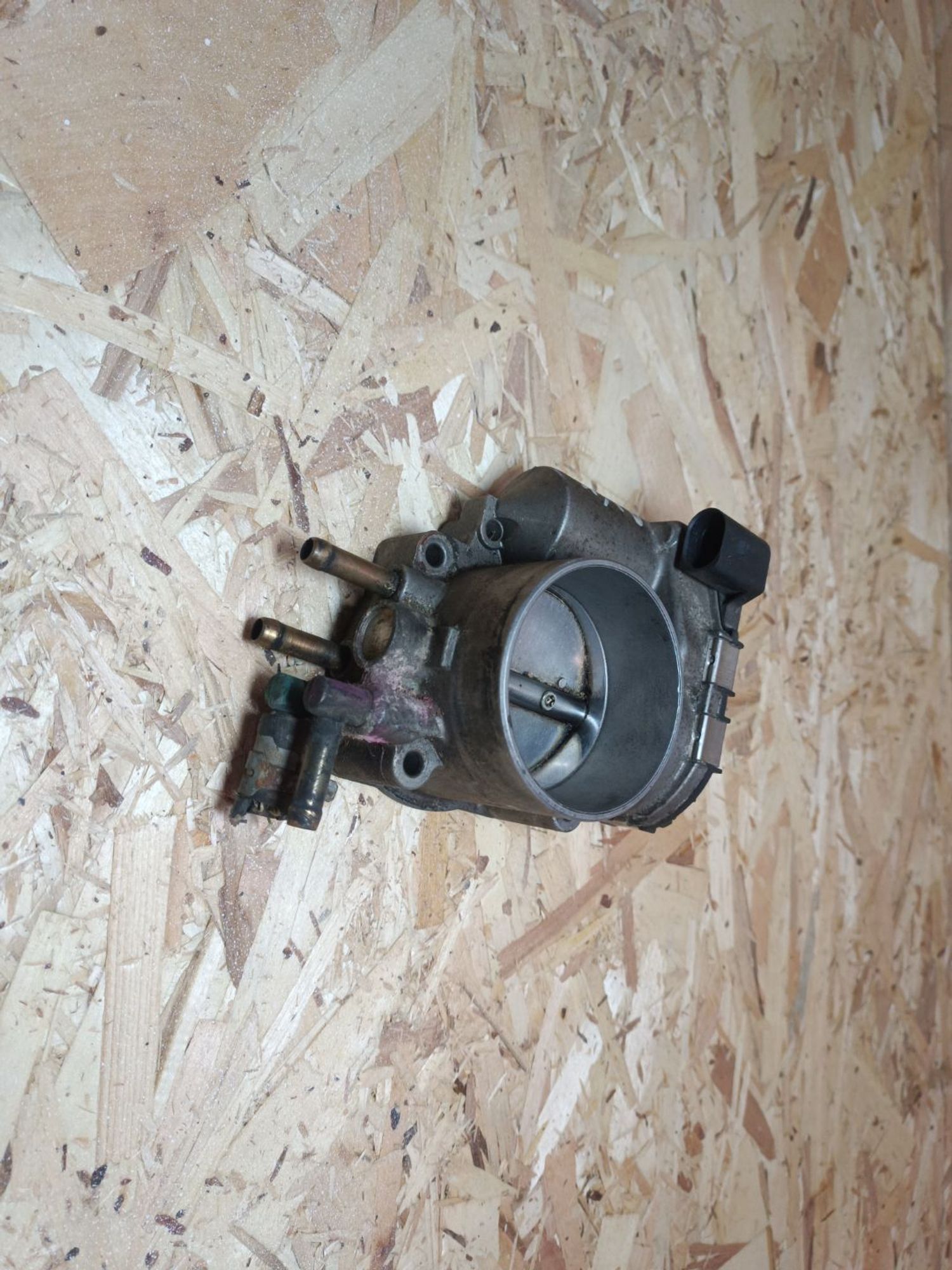 https://ycs.partsauto.market/partsauto-images/thmbs/userImages/8029f6437d5d02dac36f934fd72097e9/part/a95faceb-783b-434c-9a86-ce53ae7aea9c_1788962847775.jpg