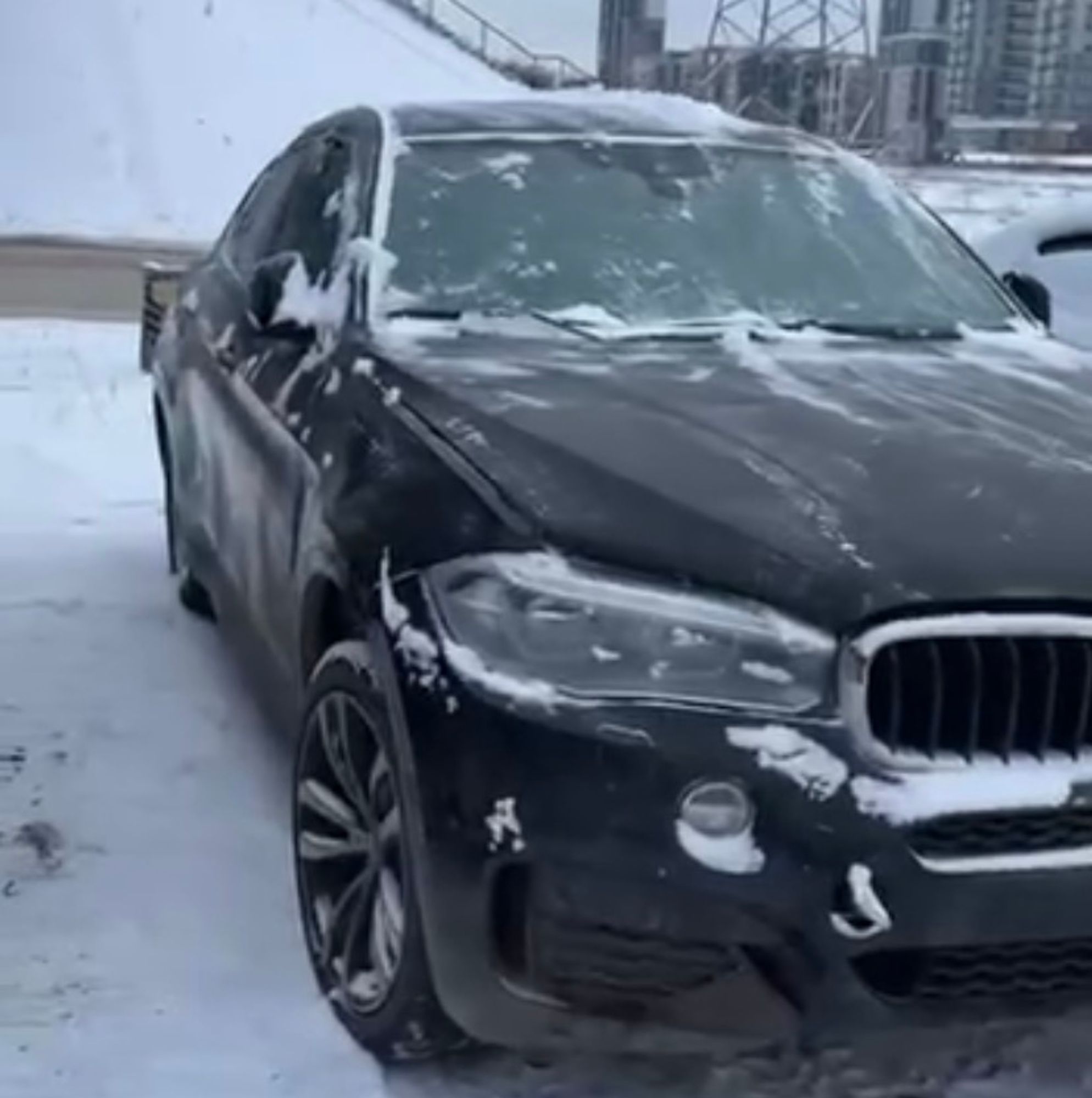 https://ycs.partsauto.market/partsauto-images/thmbs/userImages/82798d1dea2c19ada63d093c70529e74/car/2b48daeb-8db5-407c-be1f-1a548e65fdfd_1781099105403.jpg