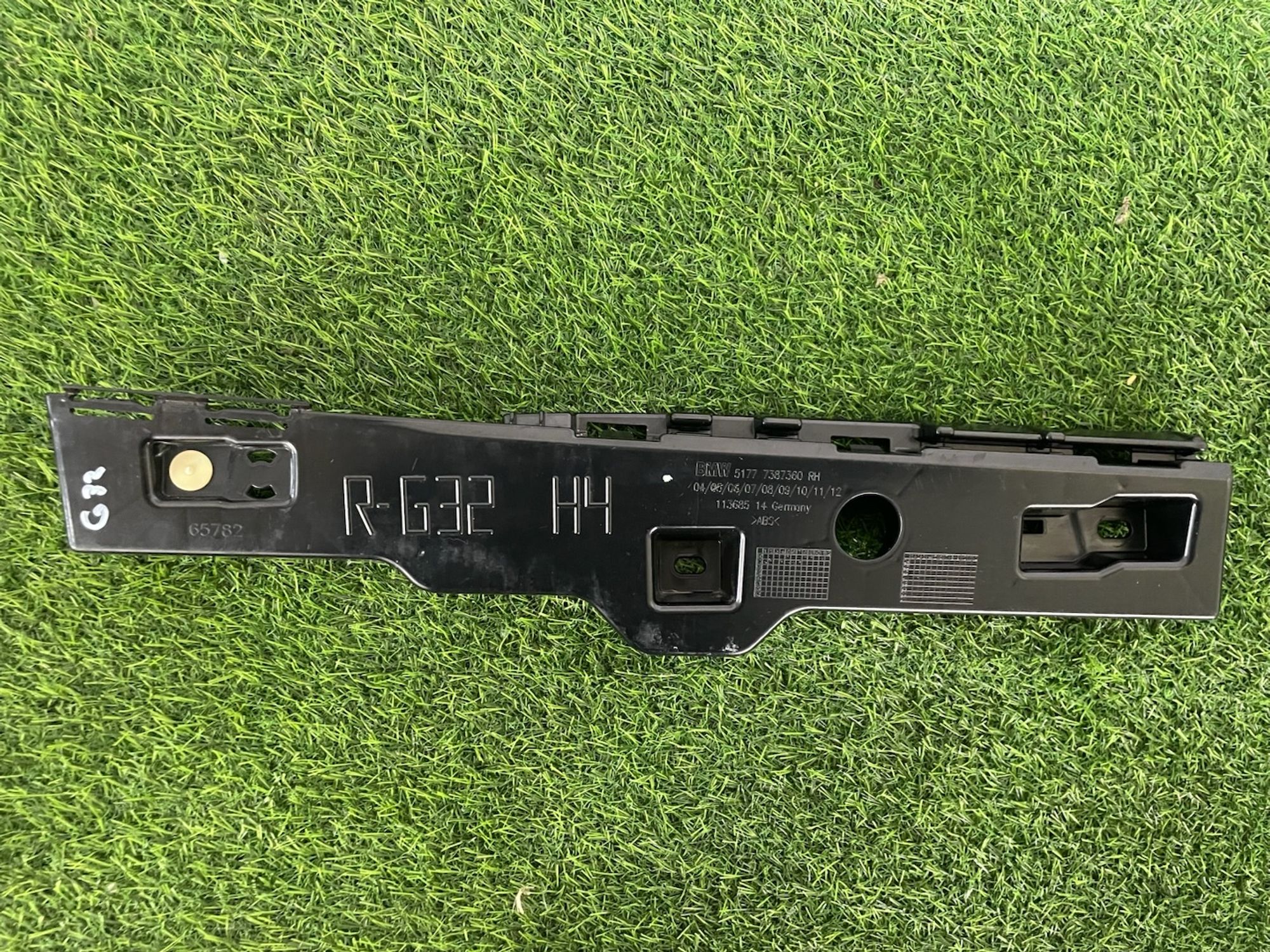 https://ycs.partsauto.market/partsauto-images/thmbs/userImages/82798d1dea2c19ada63d093c70529e74/part/0359717d-4be9-4d8c-854c-6c358b206ba2_1777360264337.jpg