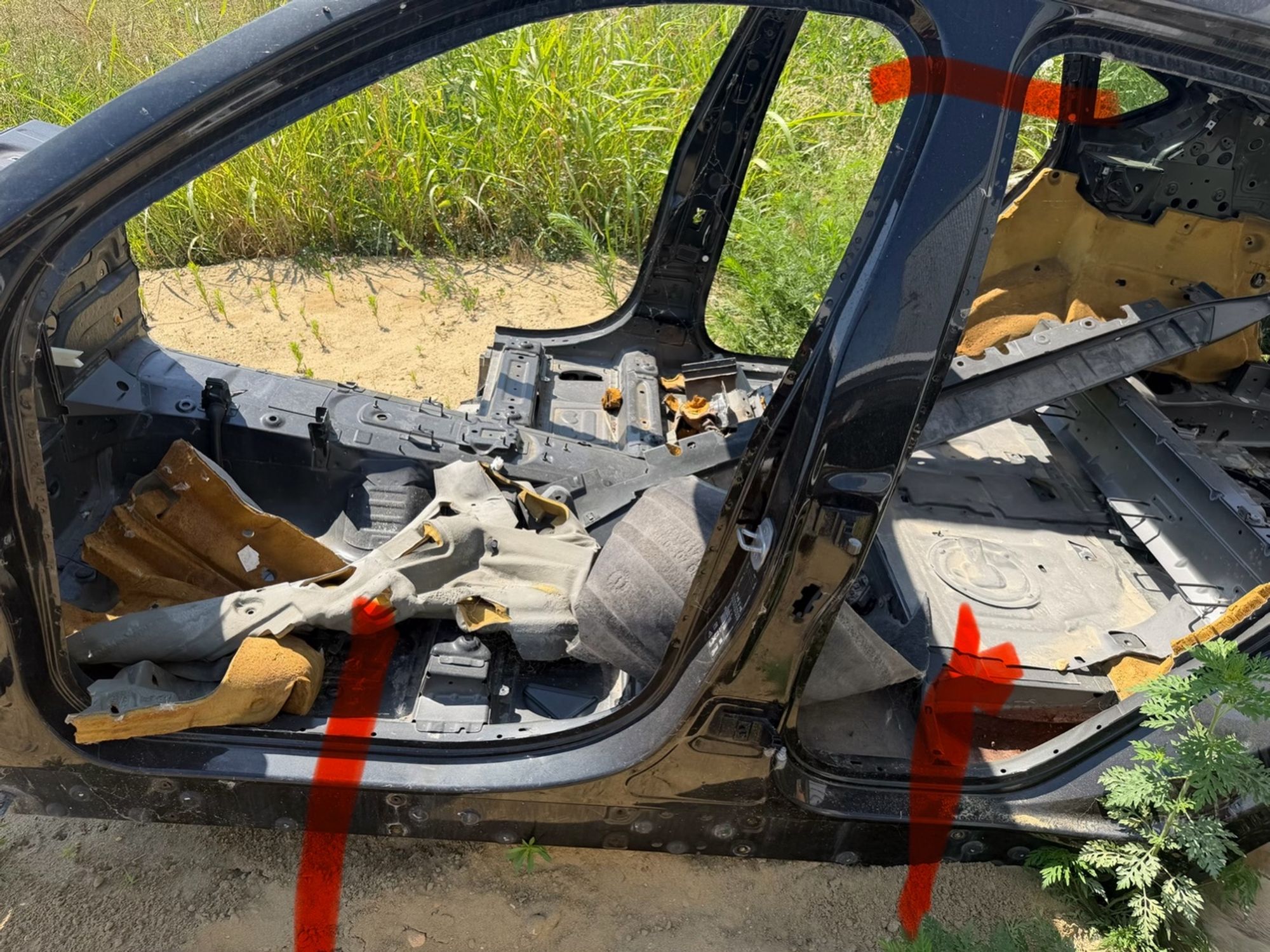 BMW X6 F16 центральная стойка левая, отрез, 20000 рублей, Краснодар