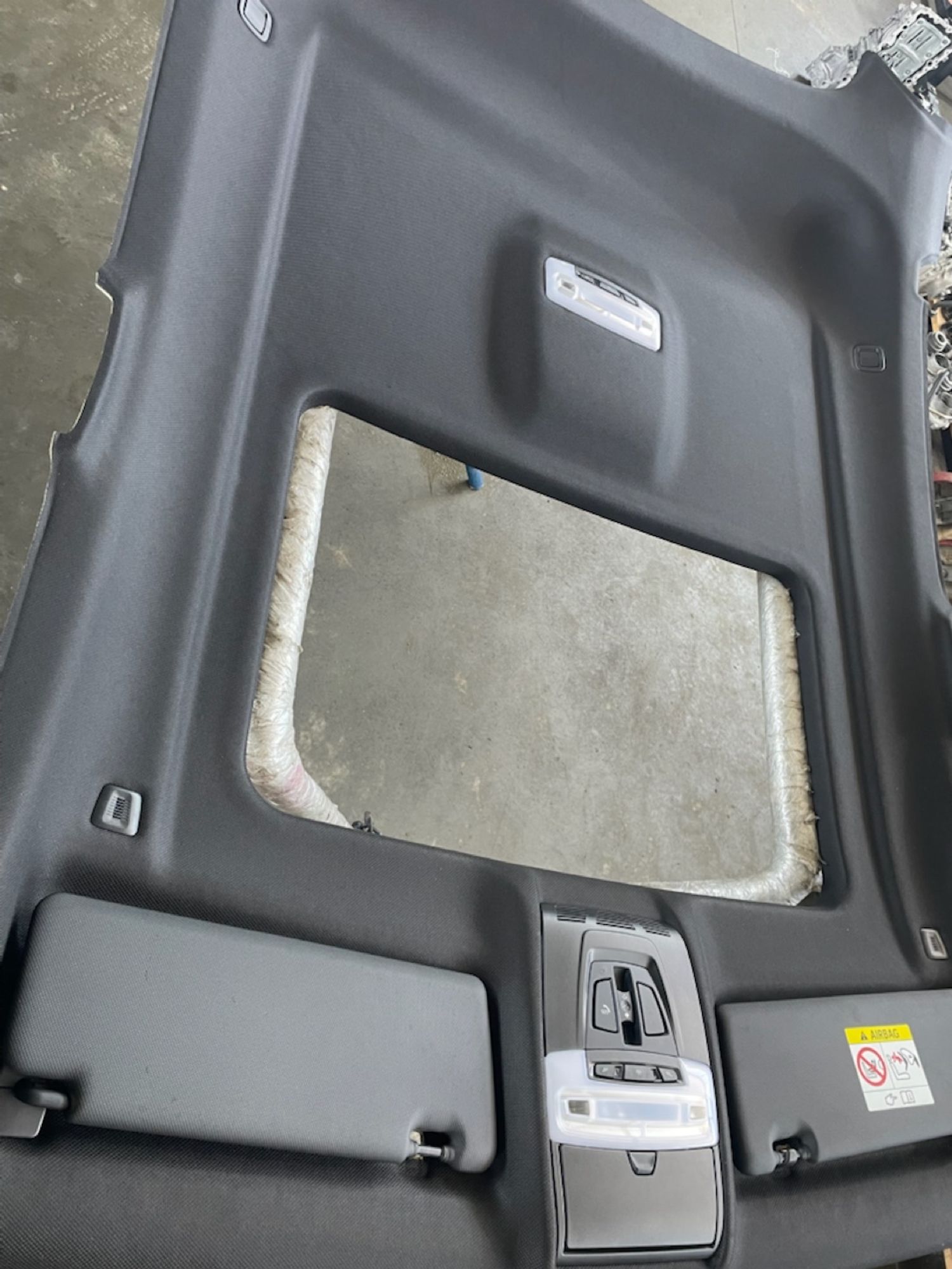 https://ycs.partsauto.market/partsauto-images/thmbs/userImages/82798d1dea2c19ada63d093c70529e74/part/07520831-1b53-4680-9dee-574e48f85e5c_1779374447991.jpg