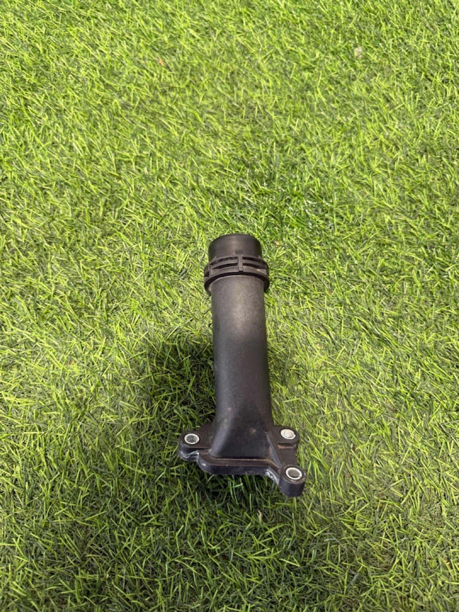https://ycs.partsauto.market/partsauto-images/thmbs/userImages/82798d1dea2c19ada63d093c70529e74/part/0905b142-d428-48f6-9af9-5736a9729c32_1776934453311.jpg