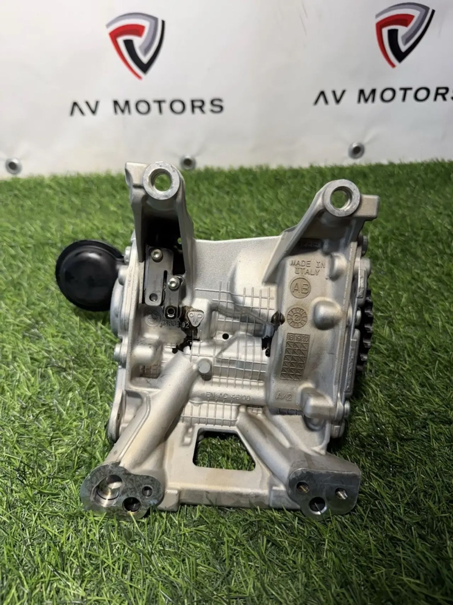 Масляный насос B57D30B BMW 6 G32 7 G11 X5 G05 X..., 70000 рублей, Краснодар