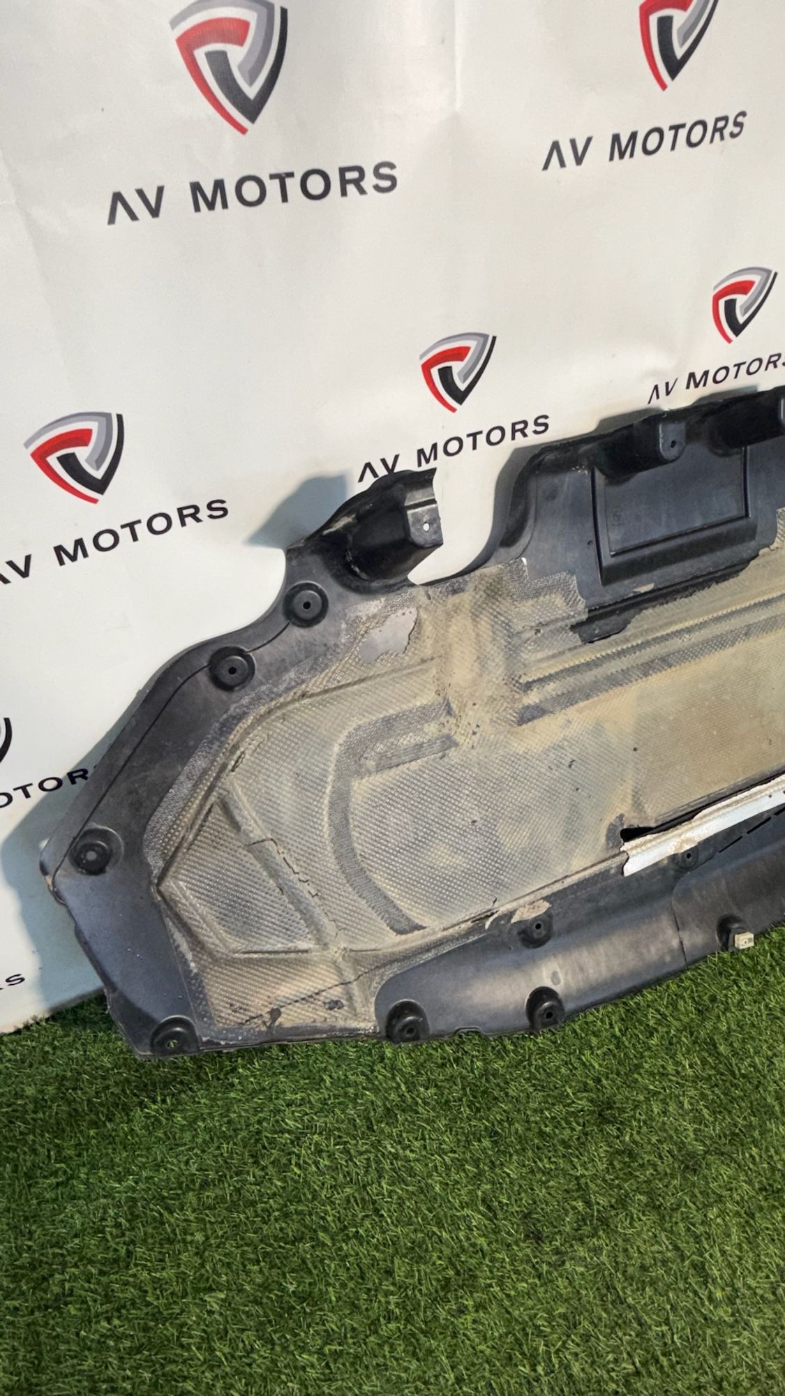 https://ycs.partsauto.market/partsauto-images/thmbs/userImages/82798d1dea2c19ada63d093c70529e74/part/0b9bace2-1730-4159-b967-31b5c4917454_1781090789842.jpg