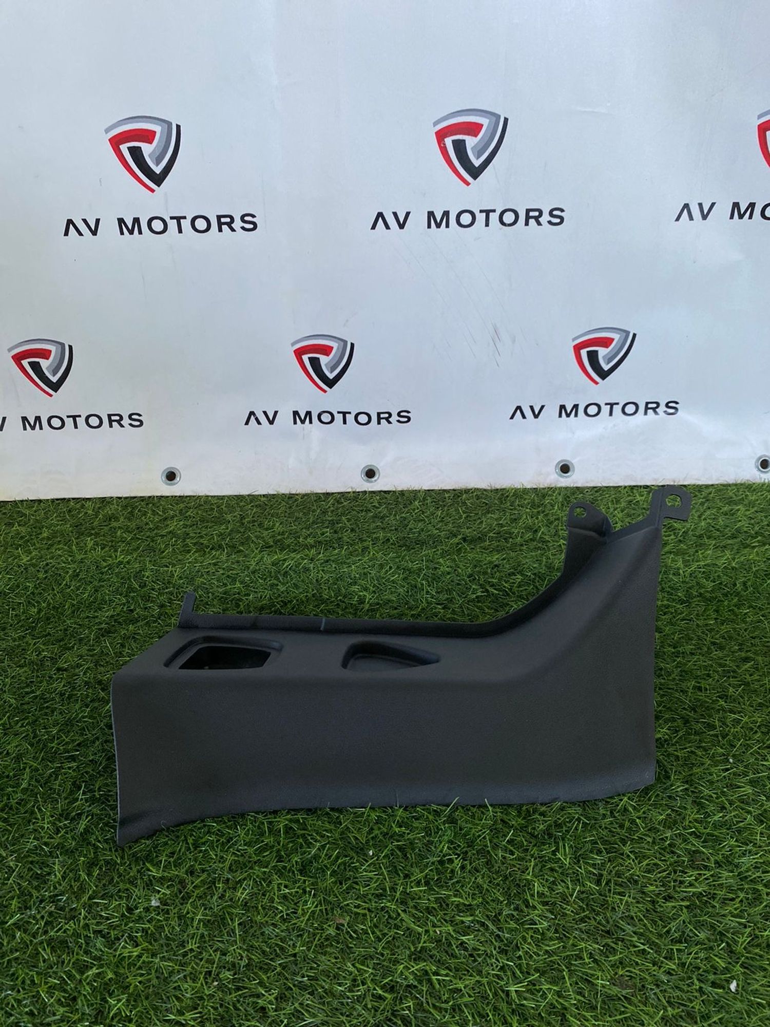 https://ycs.partsauto.market/partsauto-images/thmbs/userImages/82798d1dea2c19ada63d093c70529e74/part/0e529136-0480-4222-9505-86f354e127cf_1777543043095.jpg