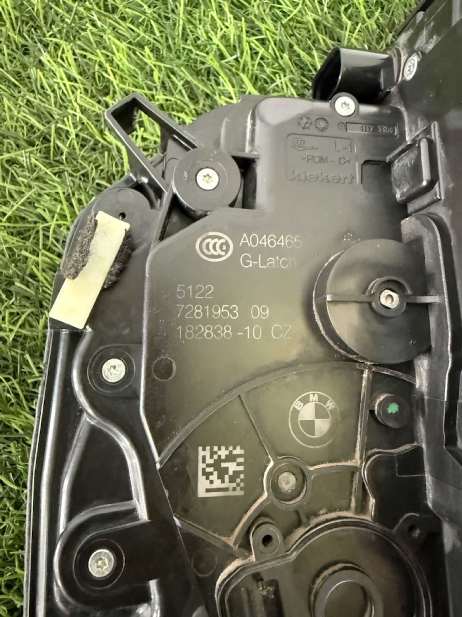 https://ycs.partsauto.market/partsauto-images/thmbs/userImages/82798d1dea2c19ada63d093c70529e74/part/10135b7f-d6c3-4b0b-b359-ebc26aa6acd0_1777888823265.jpg