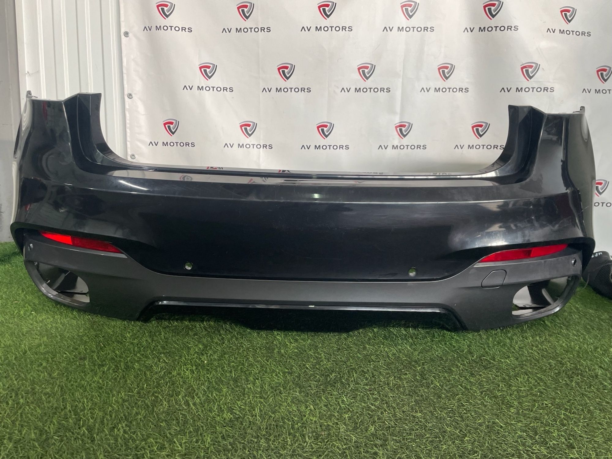 https://ycs.partsauto.market/partsauto-images/thmbs/userImages/82798d1dea2c19ada63d093c70529e74/part/1381f79b-89a7-4dcb-953a-cf94fdbd6045_1780058895968.jpg
