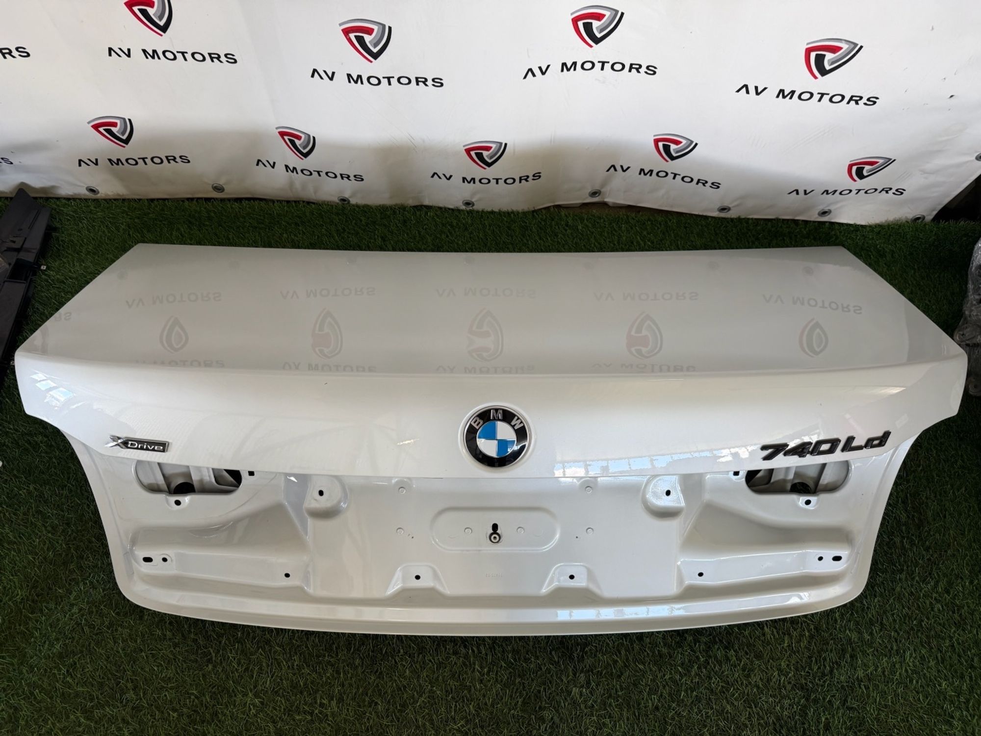 https://ycs.partsauto.market/partsauto-images/thmbs/userImages/82798d1dea2c19ada63d093c70529e74/part/15e478c0-4e97-4ee3-b311-9164e7087f92_1781598895566.jpg