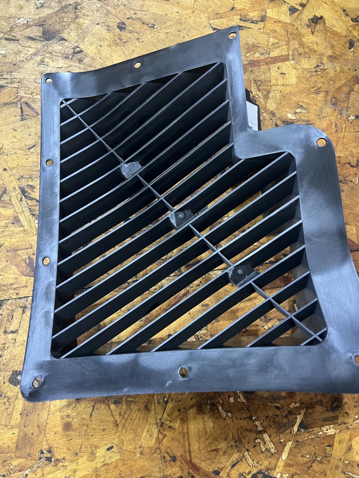 https://ycs.partsauto.market/partsauto-images/thmbs/userImages/82798d1dea2c19ada63d093c70529e74/part/177d3559-9770-4514-ba65-4cb17c7a5c4c_1701433340645.jpg