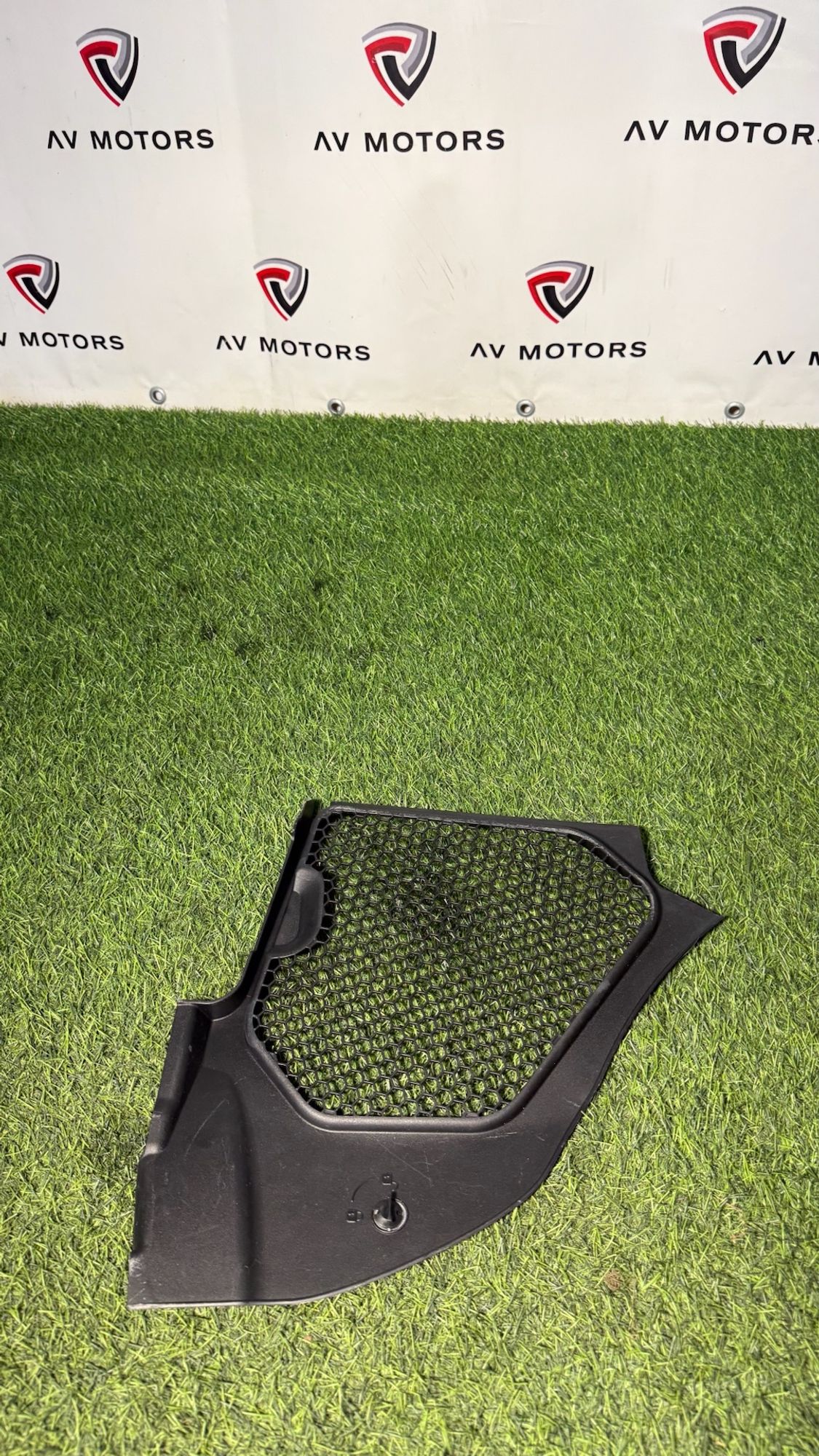 https://ycs.partsauto.market/partsauto-images/thmbs/userImages/82798d1dea2c19ada63d093c70529e74/part/1eb779fc-2743-47f3-8c18-120b9c0b72c9_1781011170583.jpg