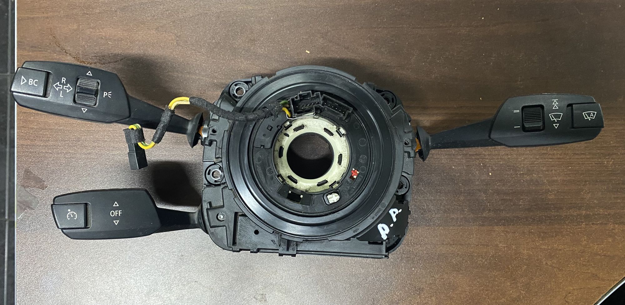 https://ycs.partsauto.market/partsauto-images/thmbs/userImages/82798d1dea2c19ada63d093c70529e74/part/2003fe28-5d0c-45cc-b38e-3d622270a18e_1702403076486.jpg
