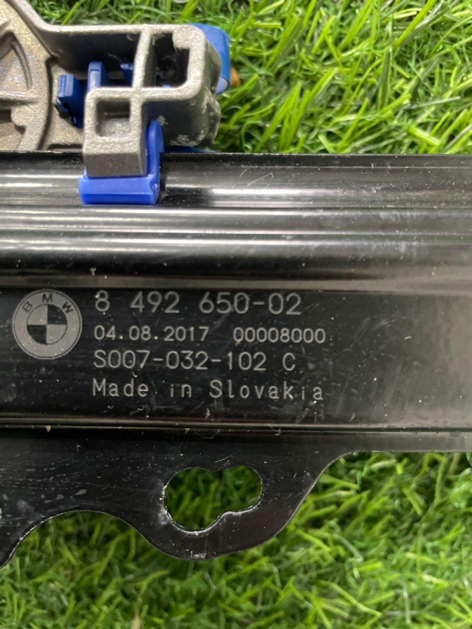 https://ycs.partsauto.market/partsauto-images/thmbs/userImages/82798d1dea2c19ada63d093c70529e74/part/2df39545-c304-4c1c-a01d-af7919929e2d_1777293567133.jpg
