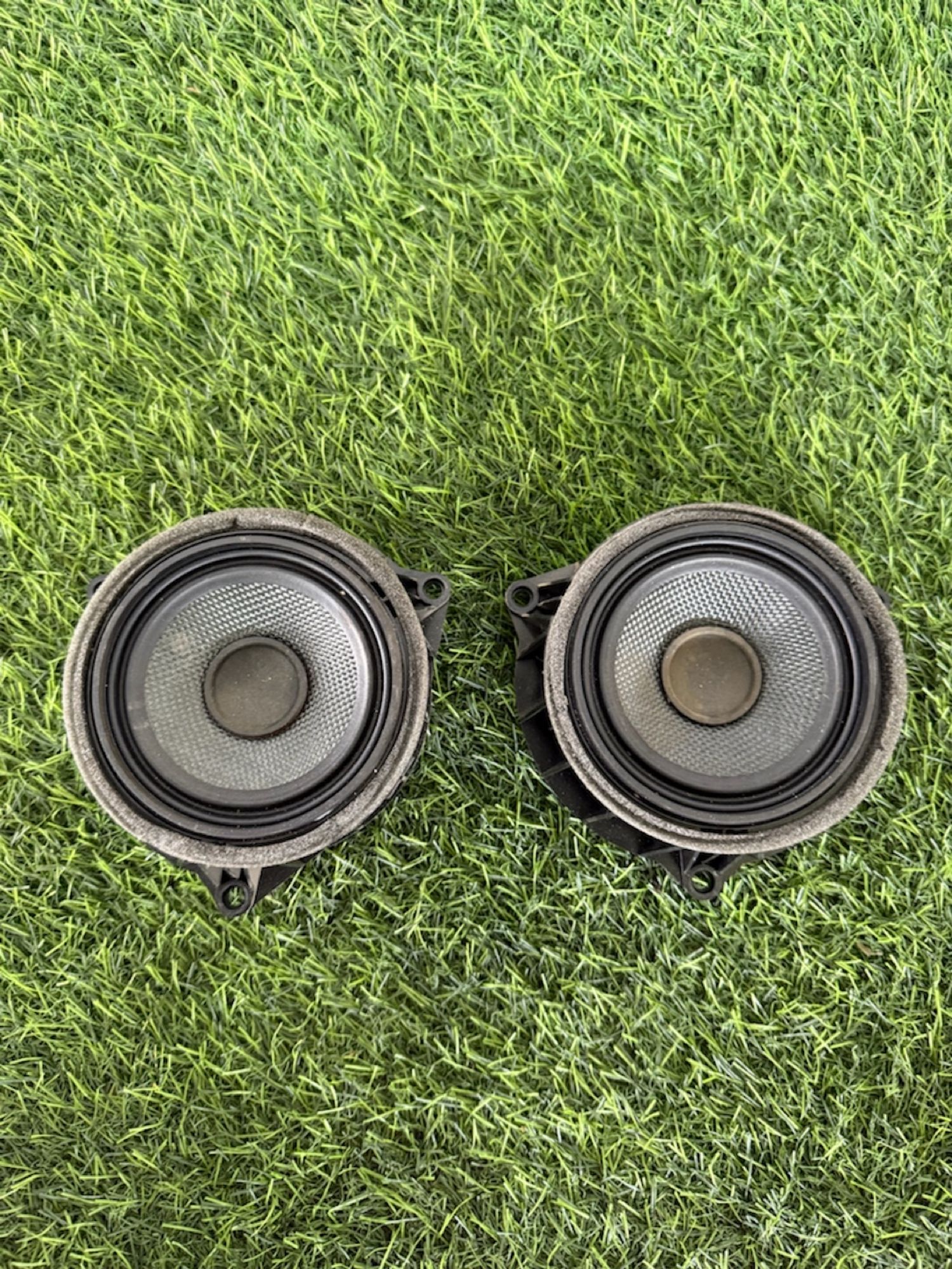 https://ycs.partsauto.market/partsauto-images/thmbs/userImages/82798d1dea2c19ada63d093c70529e74/part/2f6f41f4-f947-4cc1-8334-5d7186c638c9_1777890486145.jpg