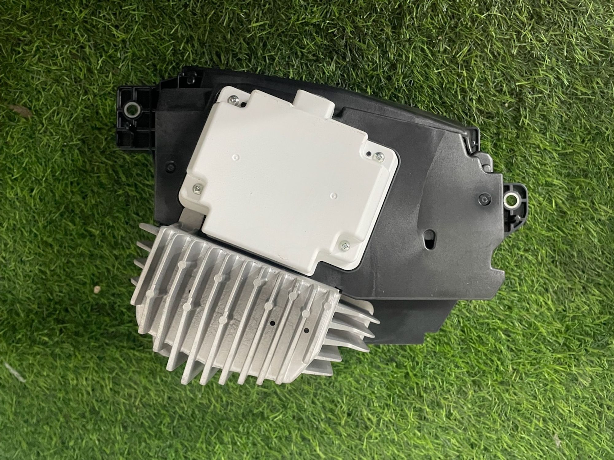 https://ycs.partsauto.market/partsauto-images/thmbs/userImages/82798d1dea2c19ada63d093c70529e74/part/322f869b-2042-47ad-8ded-d6fffabfff0d_1779358993209.jpg