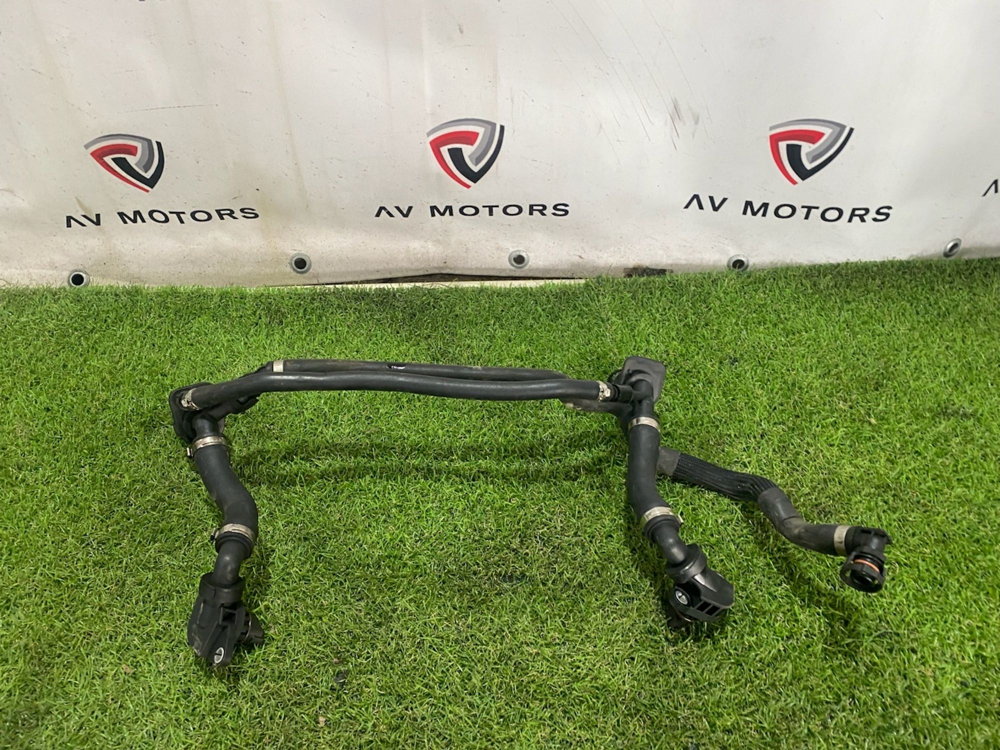 https://ycs.partsauto.market/partsauto-images/thmbs/userImages/82798d1dea2c19ada63d093c70529e74/part/327ed2c8-98fb-4ab5-b85c-14dafea1f63b_1744035498835.jpg